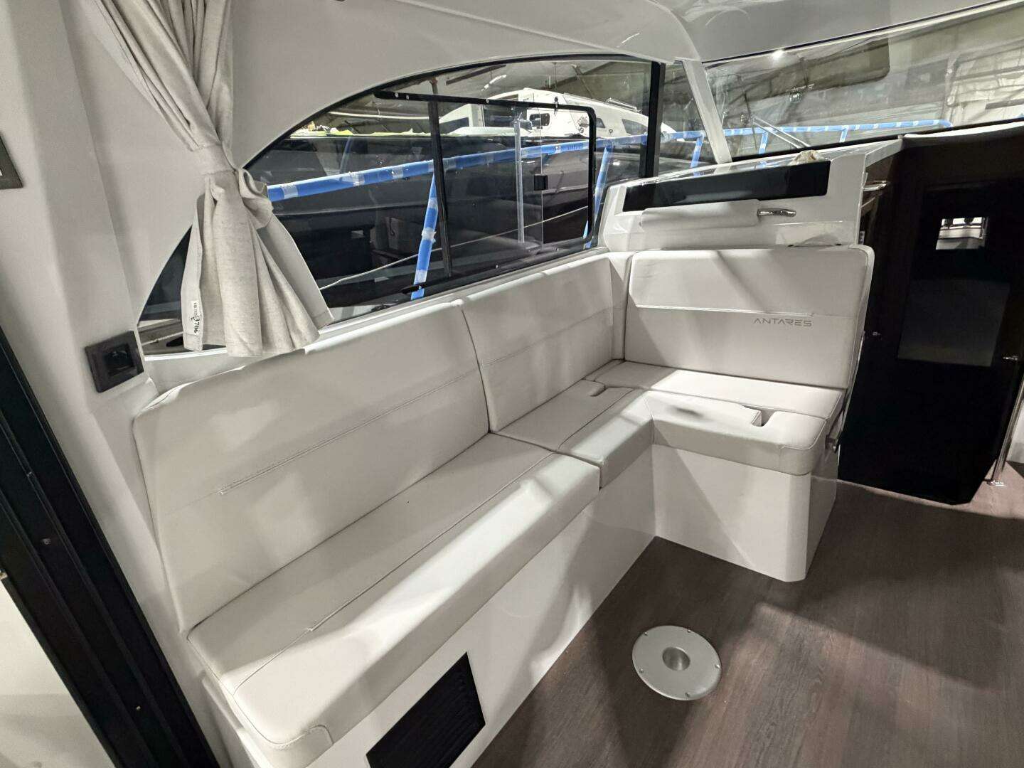2026 Beneteau Antares 11 - Image 16