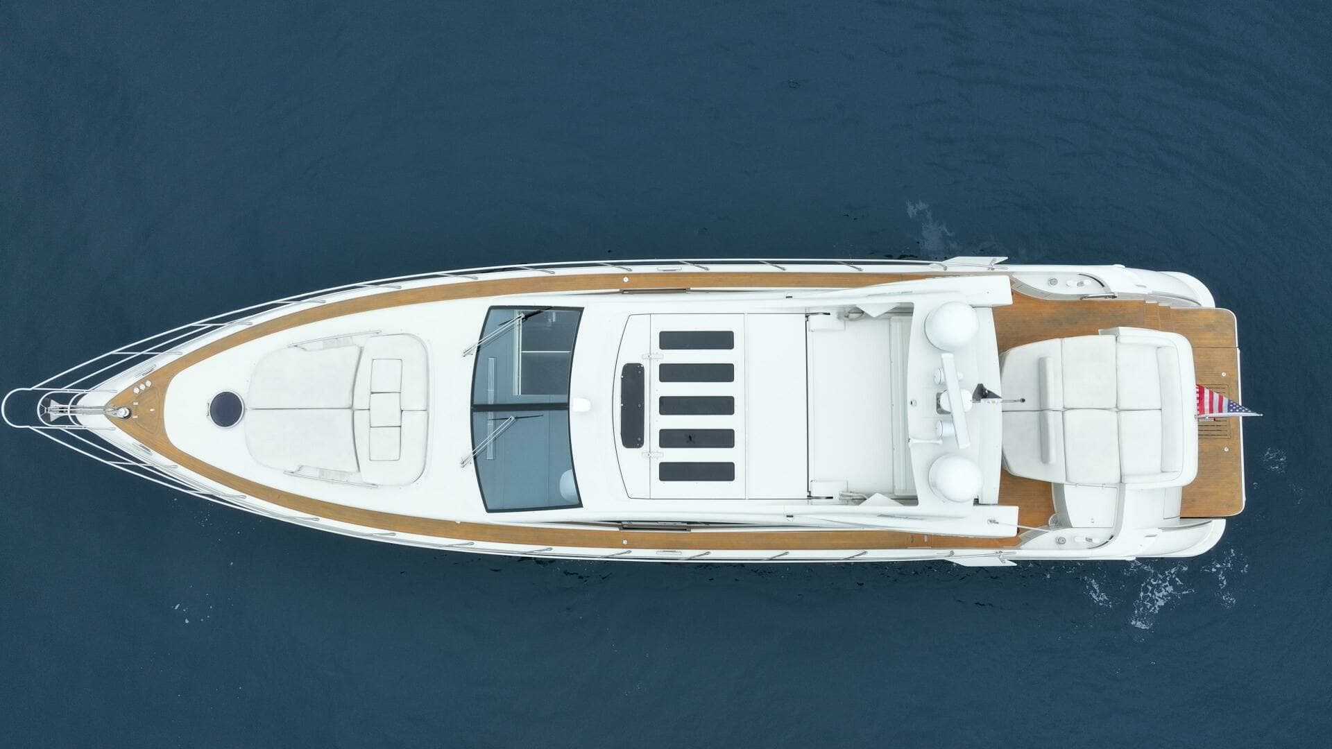 2011 Azimut 68S - Image 38