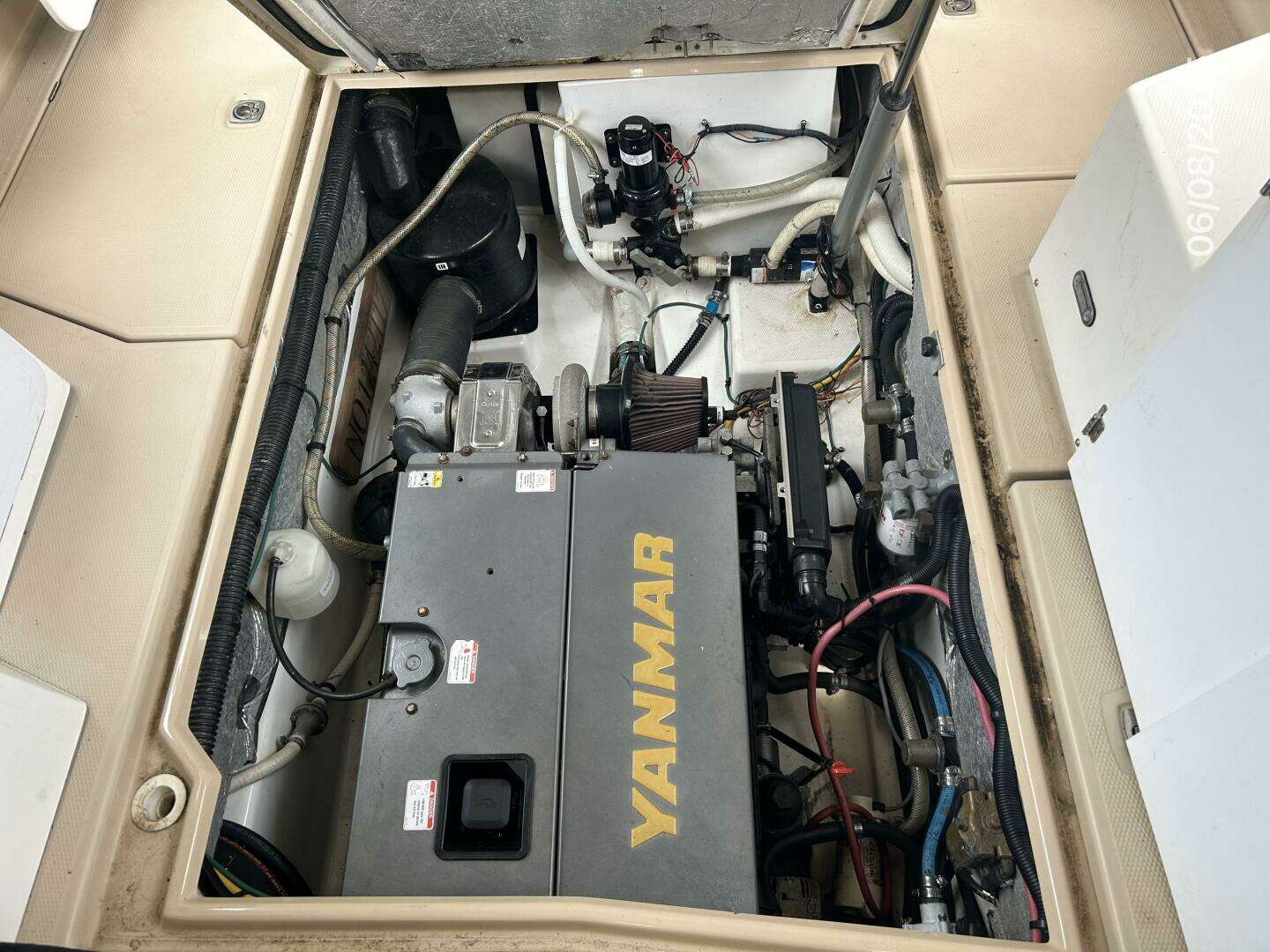 2012 Cutwater C28 - Image 44