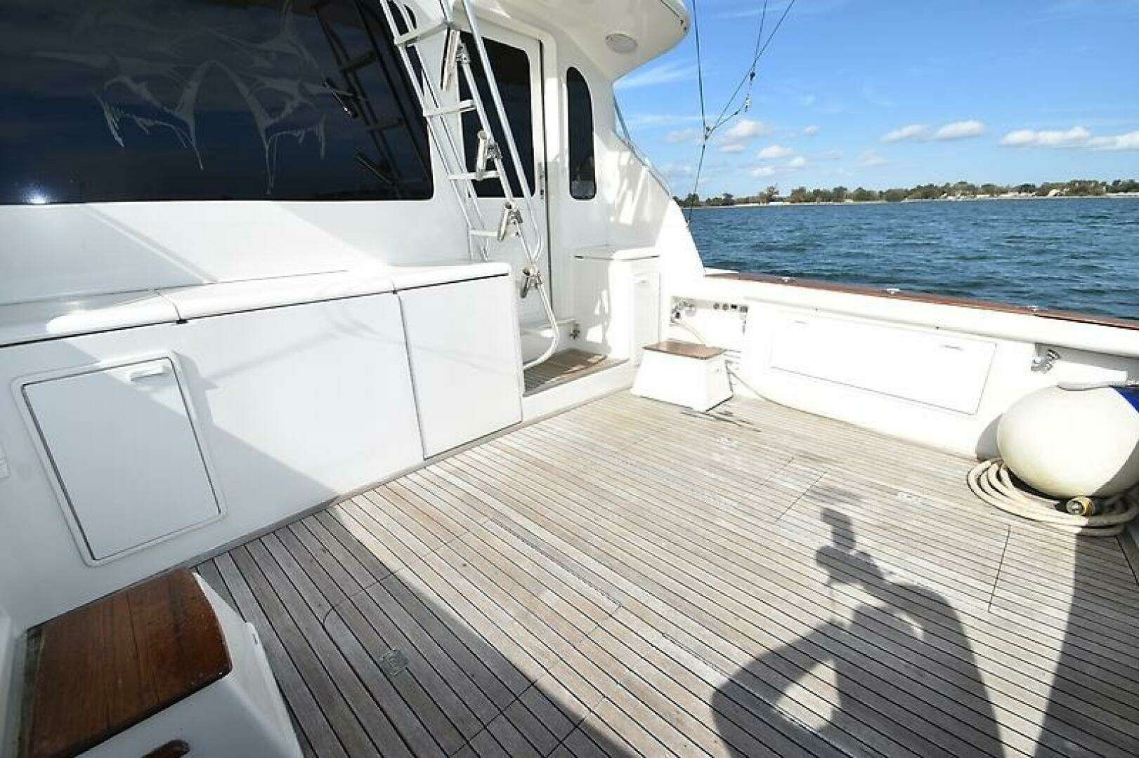 2000 Ocean Yachts 48 Convertible - Image 42