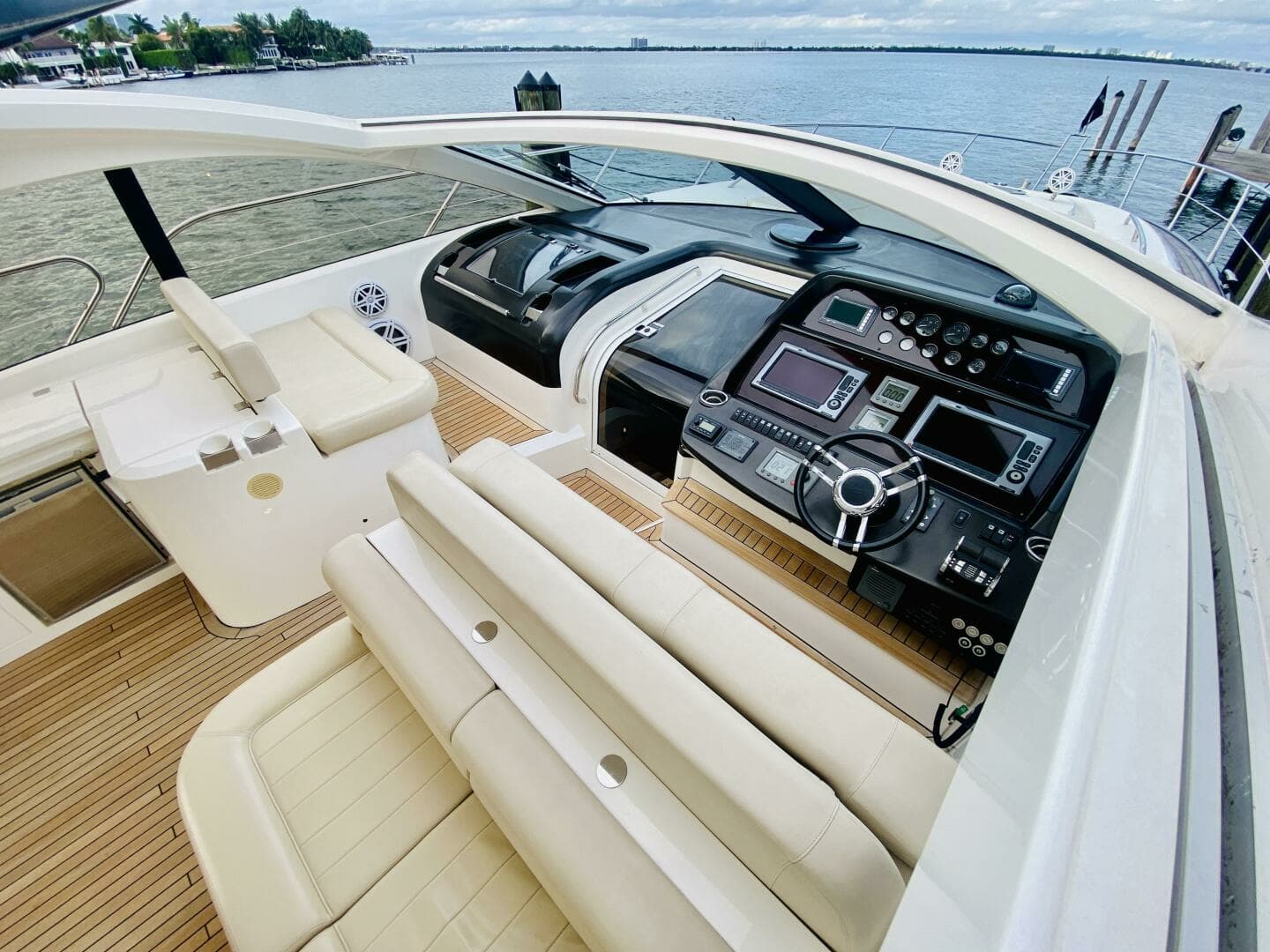 2010 Sunseeker Predator 60 - Image 24