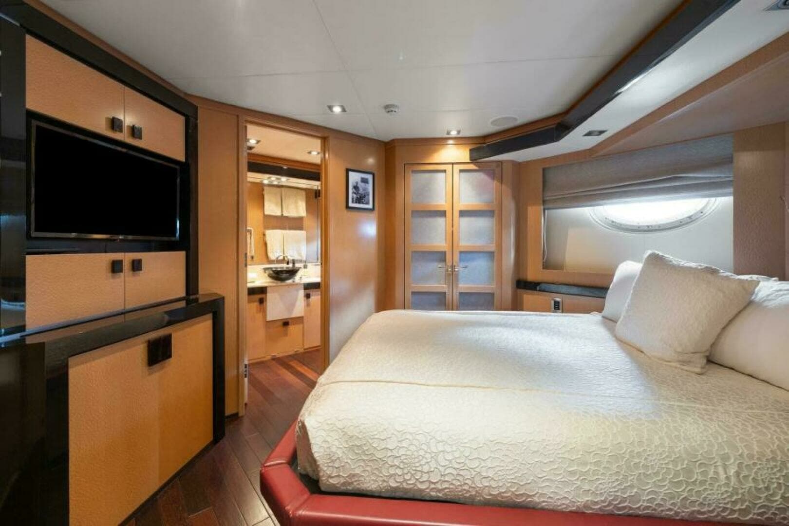 2008 Palmer Johnson 124 Sports Cruiser - Image 60