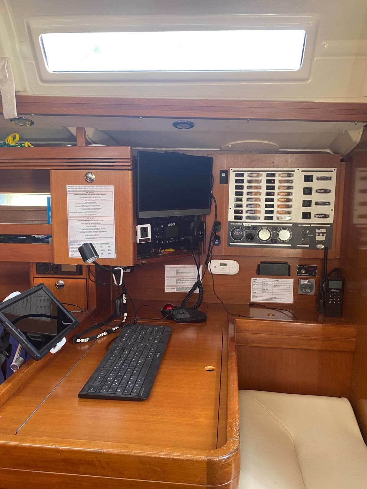 Dufour 40