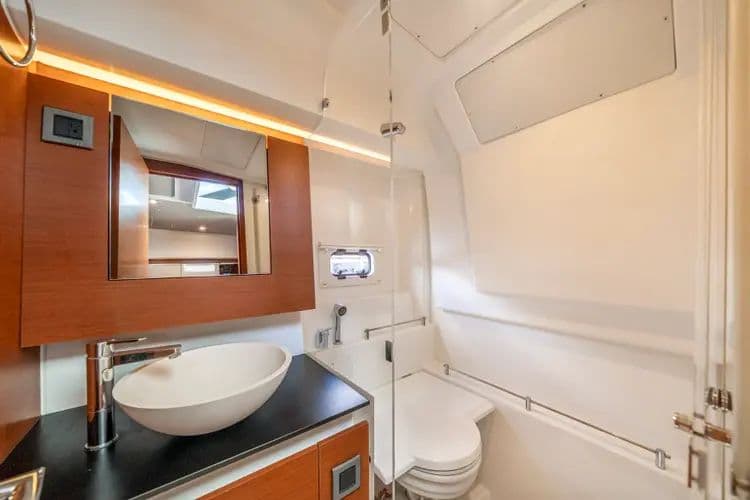 2016 Jeanneau Leader 36 - Image 30