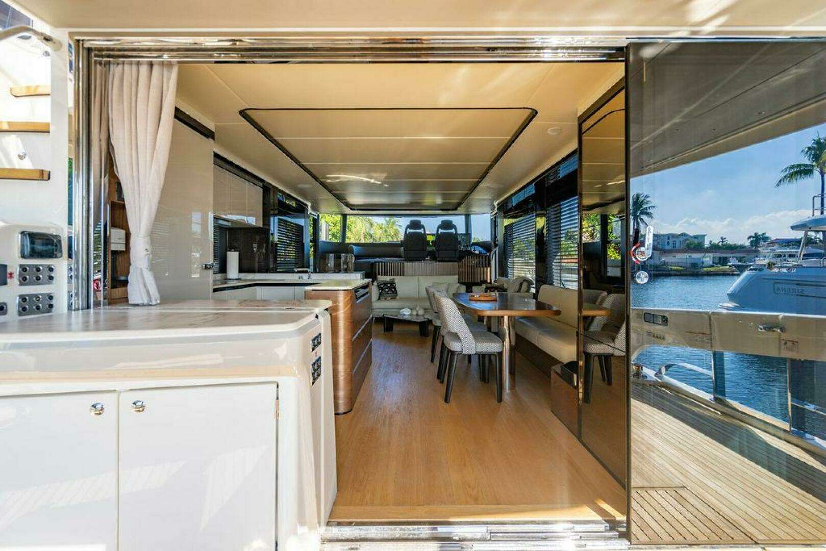2023 Absolute 64 Navetta - Image 3