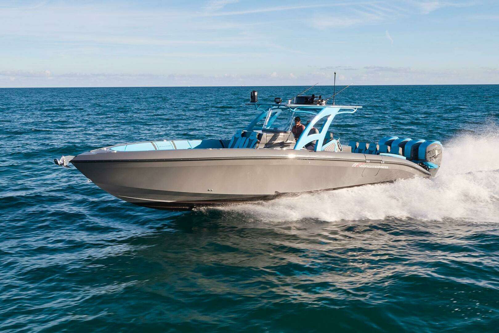 2021 Midnight Express 37 Open - Image 4