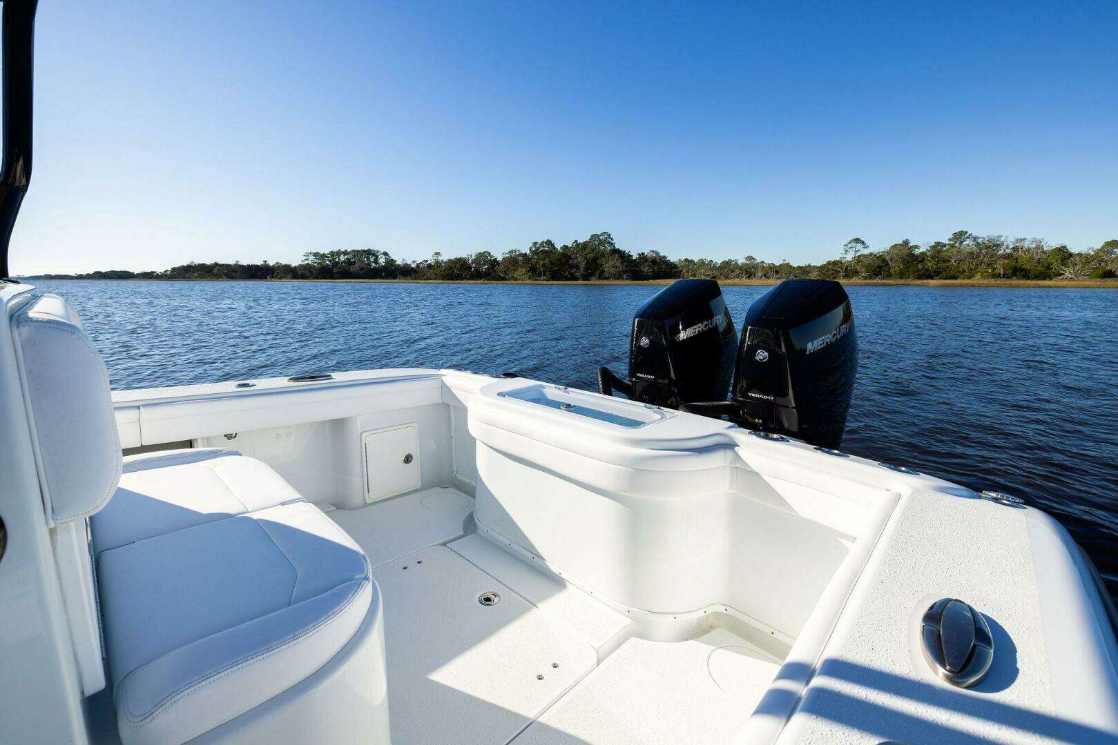 2023 Yellowfin 32 Offshore - Image 26