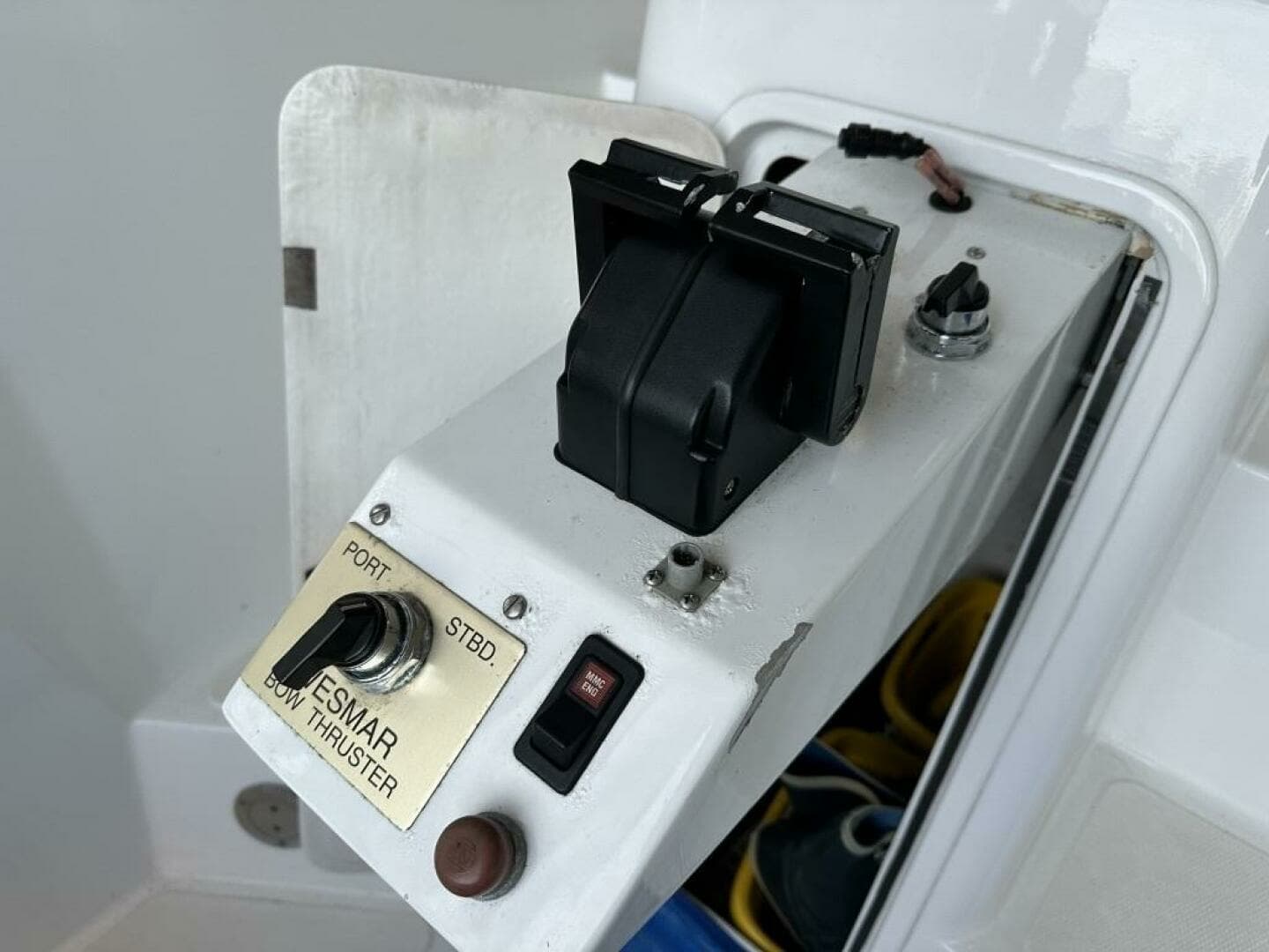 1993 West Bay Pilothouse - Image 7