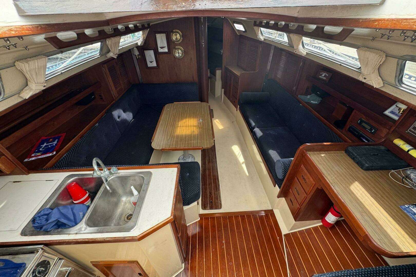 1986 Catalina 38 - Image 17