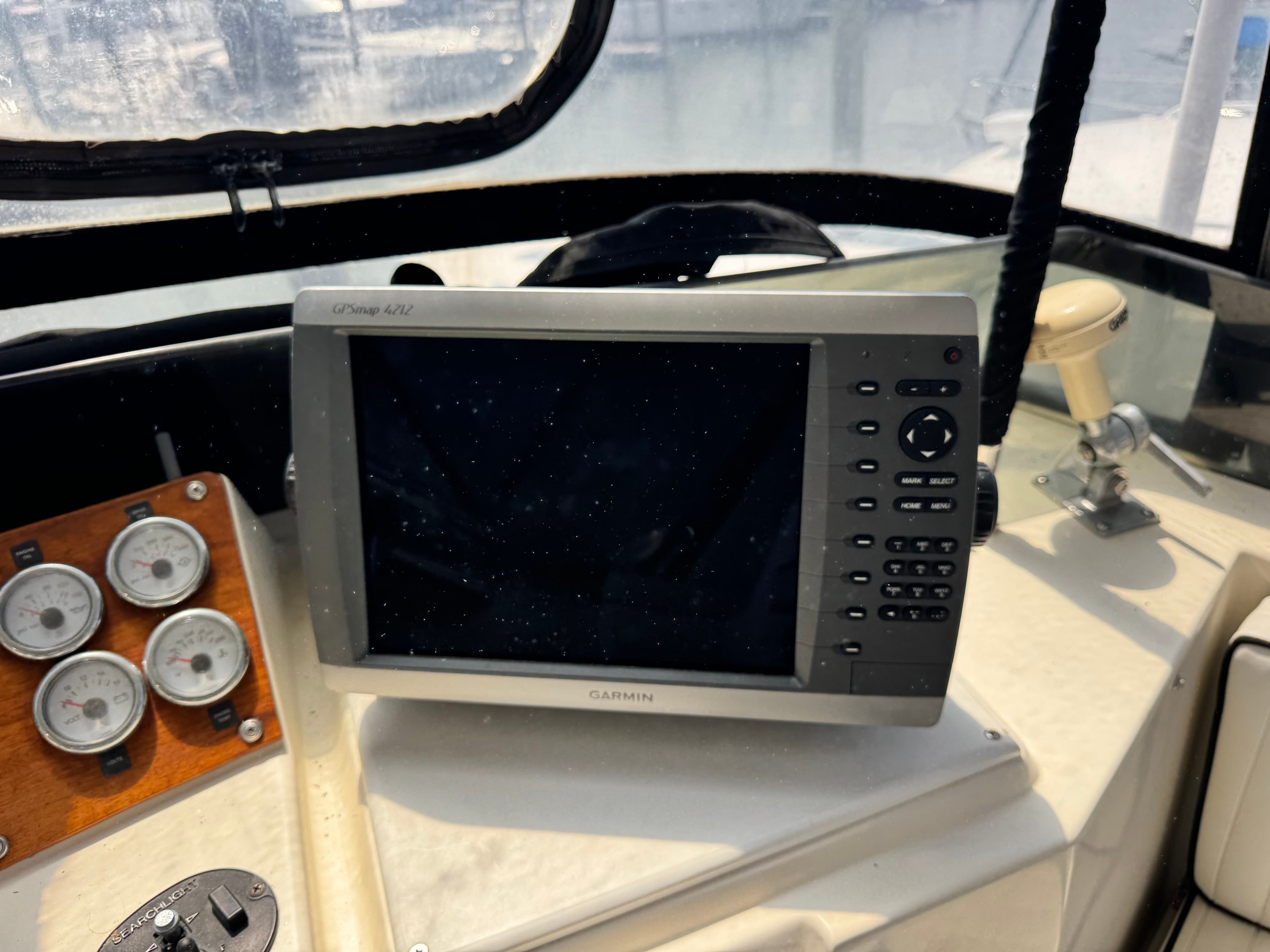 1991 Hatteras 40 Motor Yacht - 18