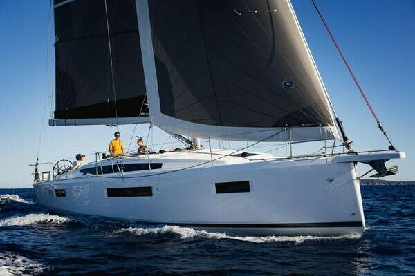 2027 Jeanneau Sun Odyssey 415 - Image 1