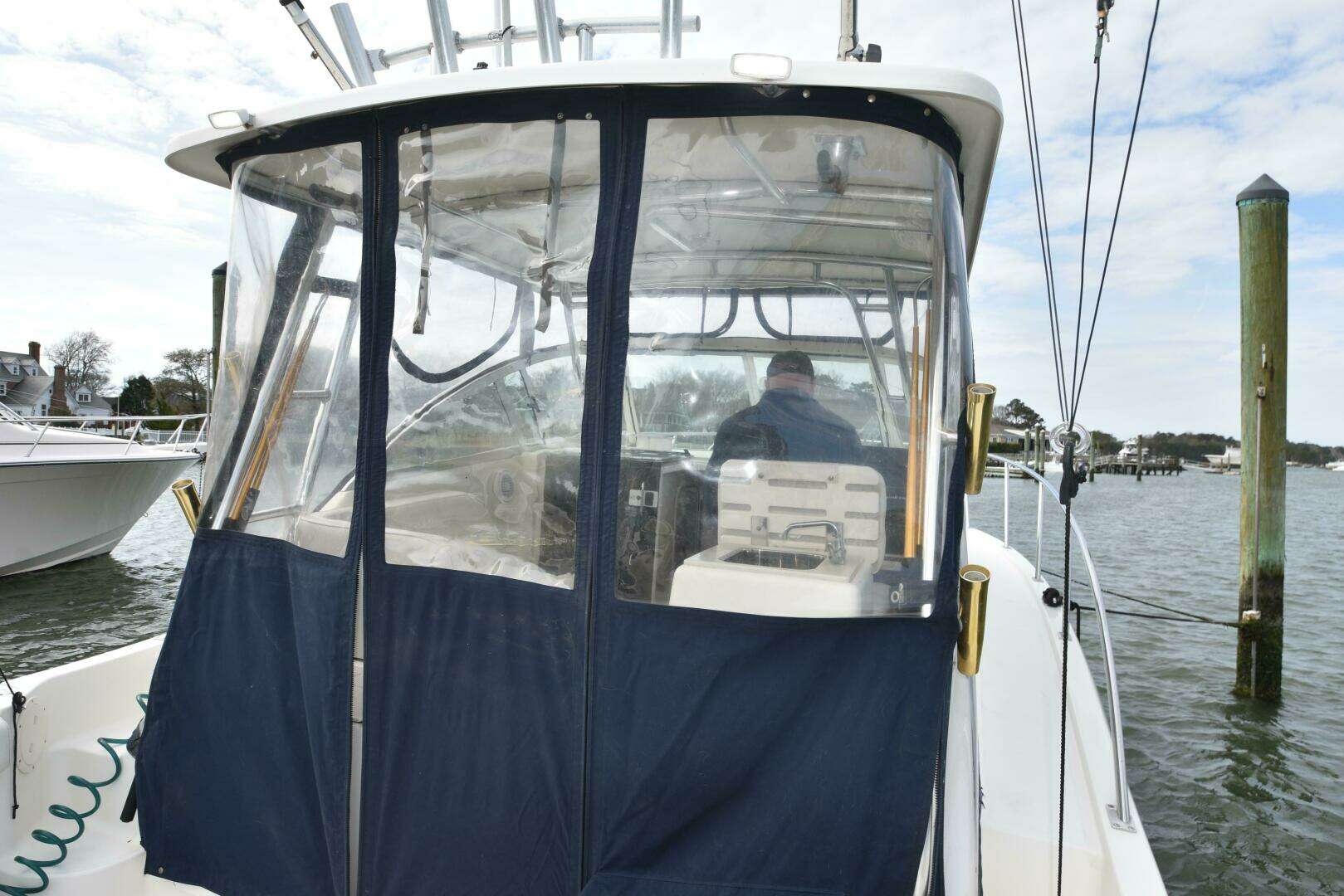 2005 Pursuit 3070 Offshore Express - Image 33