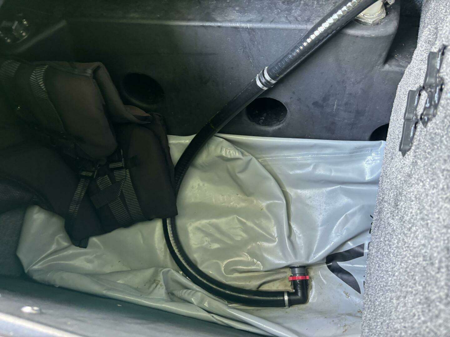 2022 Malibu 23 LSV - Image 68