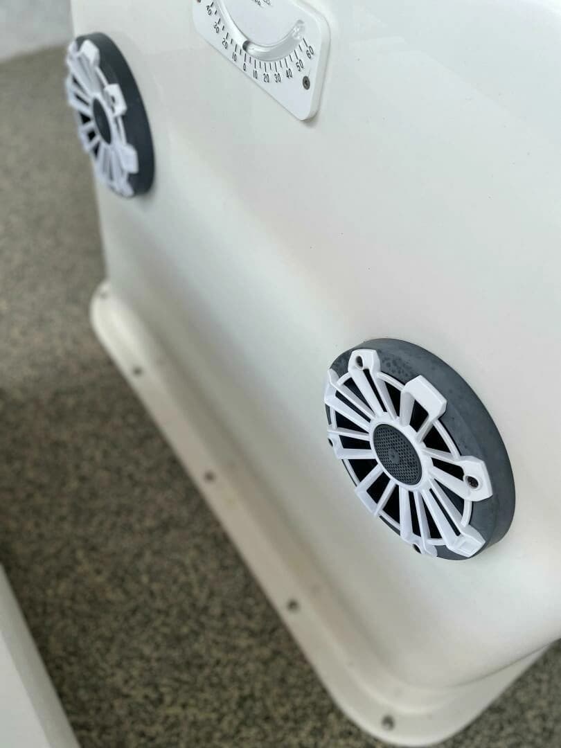 1997 Custom 31 Center Console - Image 13