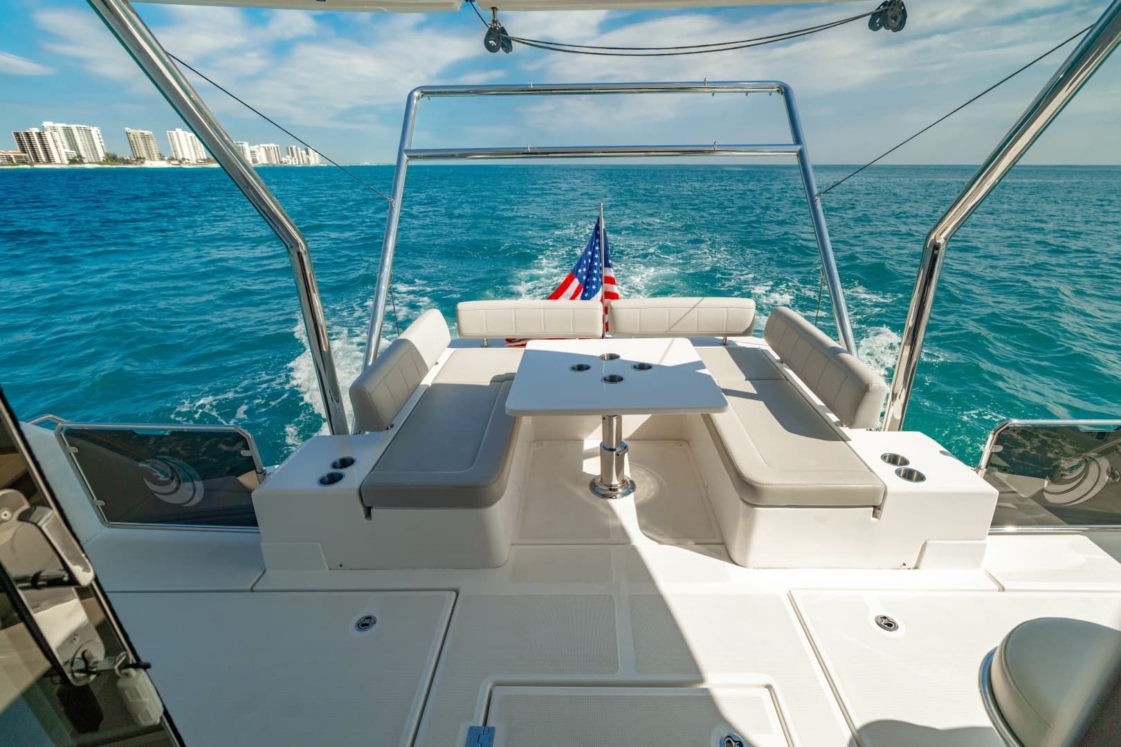 2024 Aquila 44 Yacht - Image 17