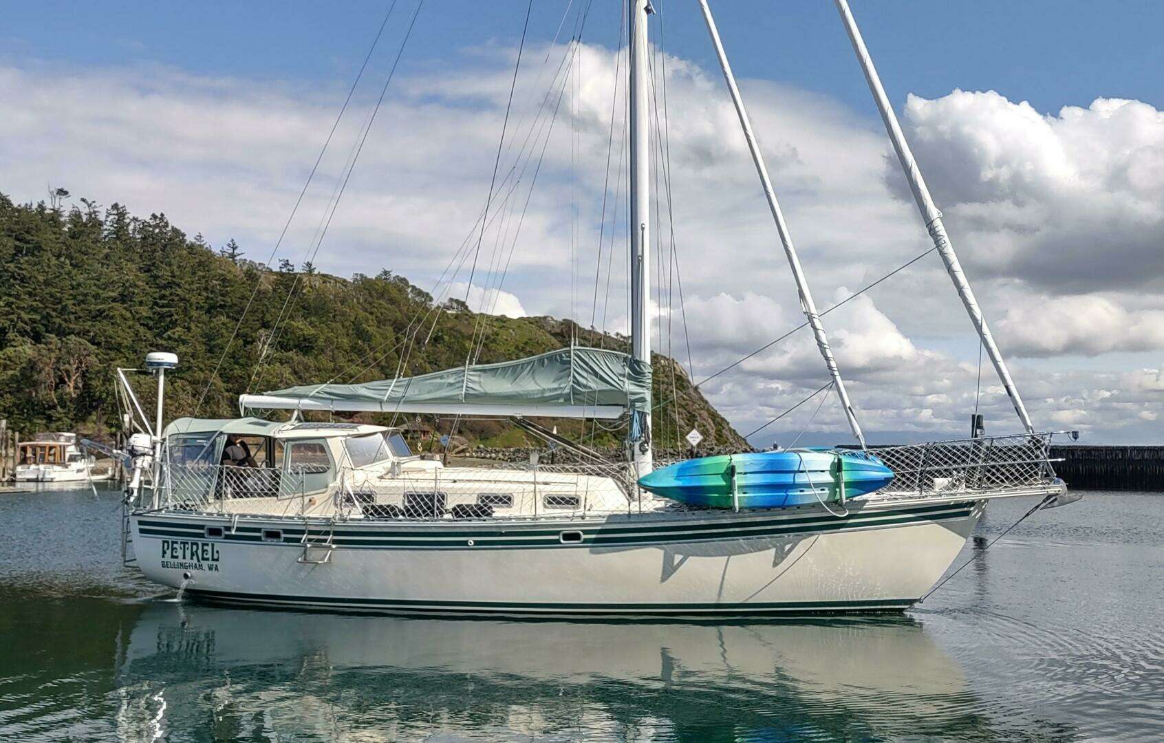 1988 Cascade 42 - Image 2