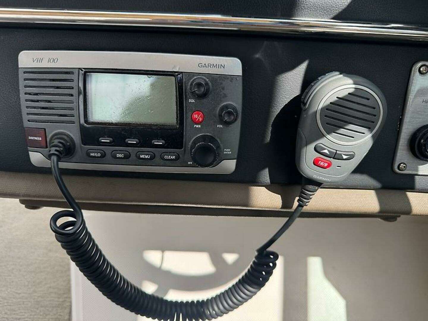 2013 Regal 3200 Bowrider - Image 15