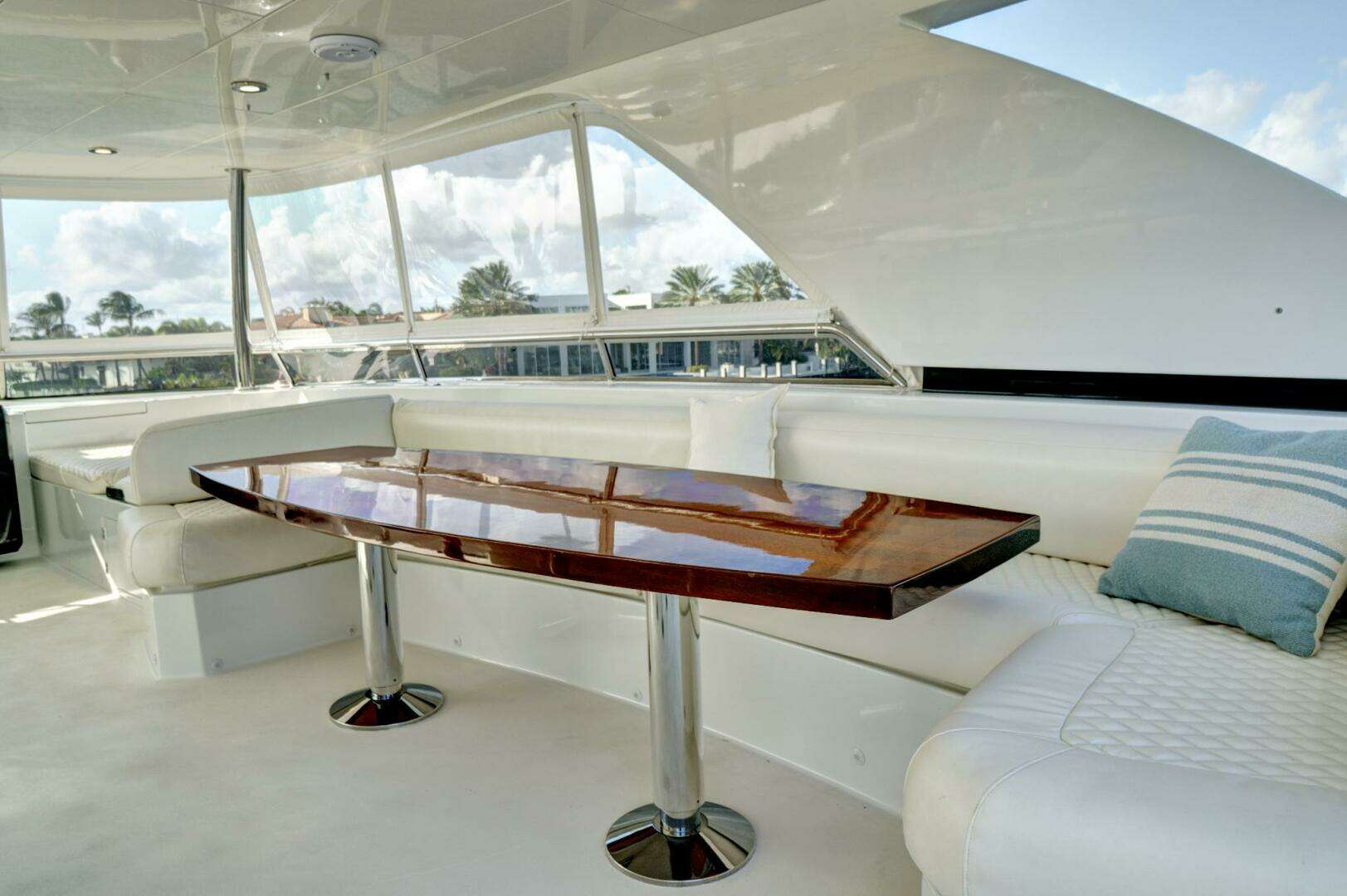 2016 Ocean Alexander 85 E - Image 71