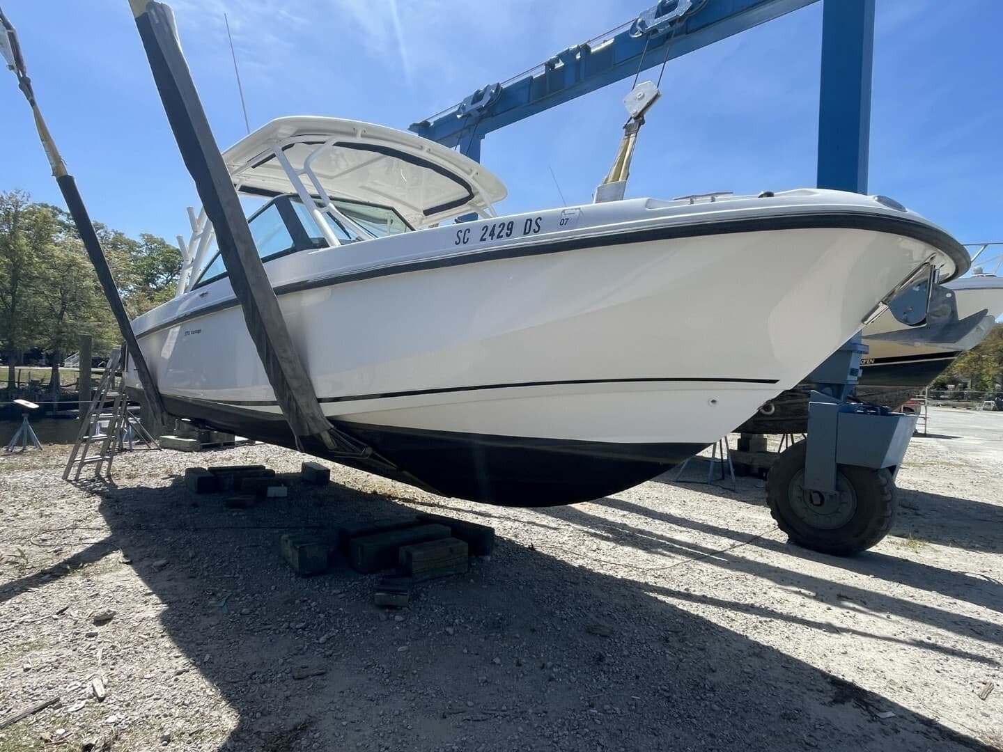 2016 Boston Whaler 270 Vantage - Image 7