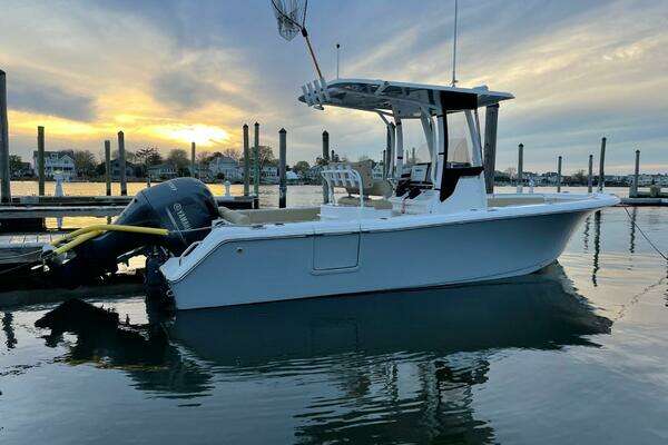 2017 Sea Hunt 235 SE - Image 1