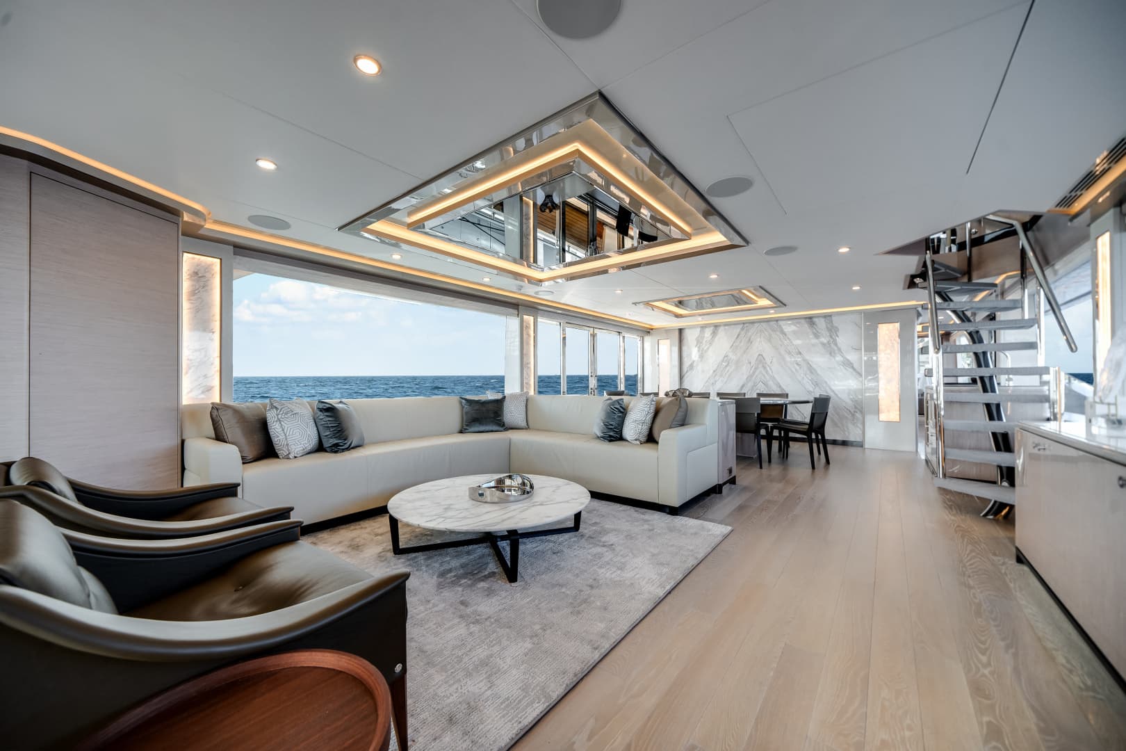 2026 Ocean Alexander 37L - Image 33