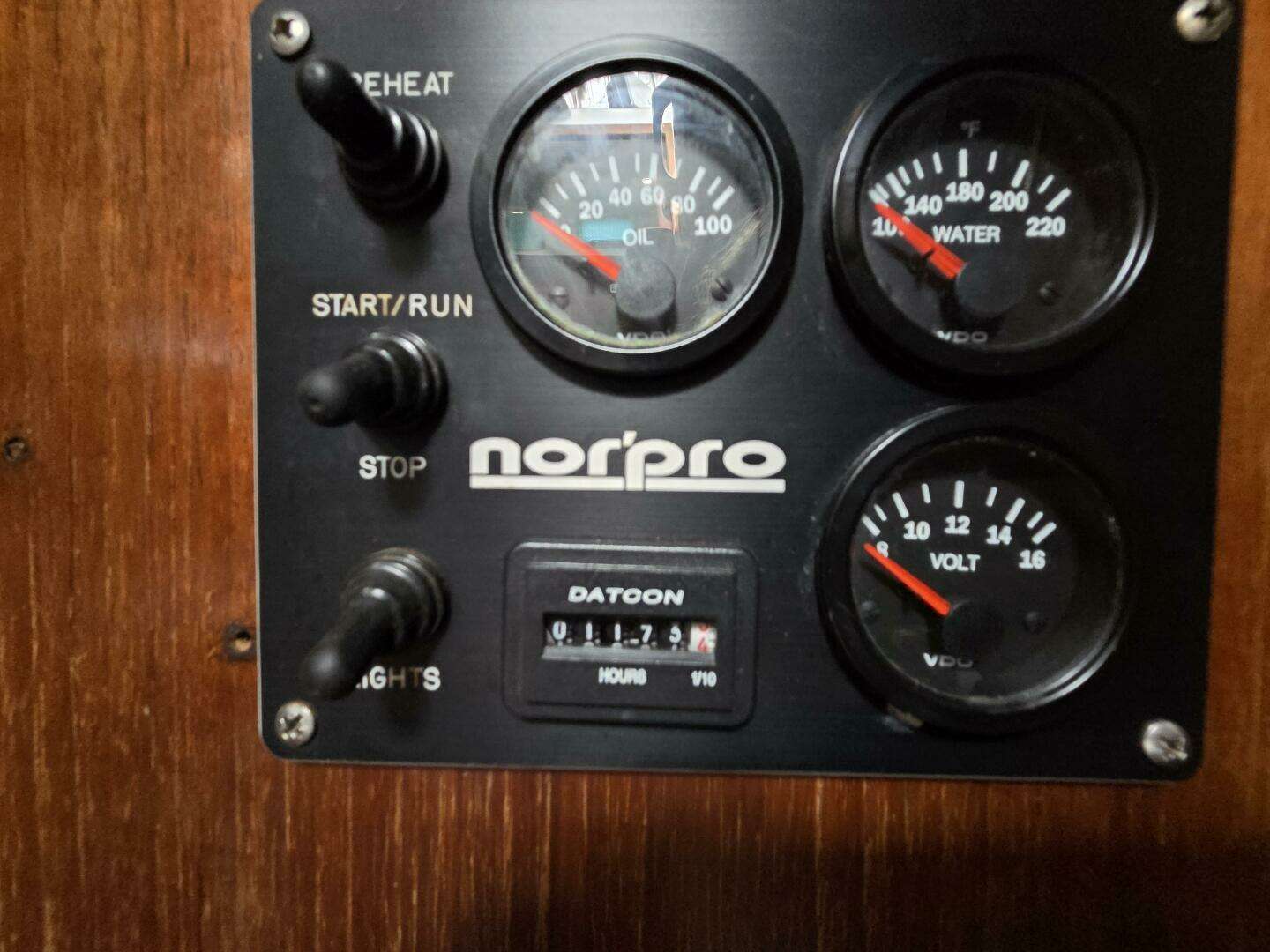 1985 Endeavour 51 - Image 27