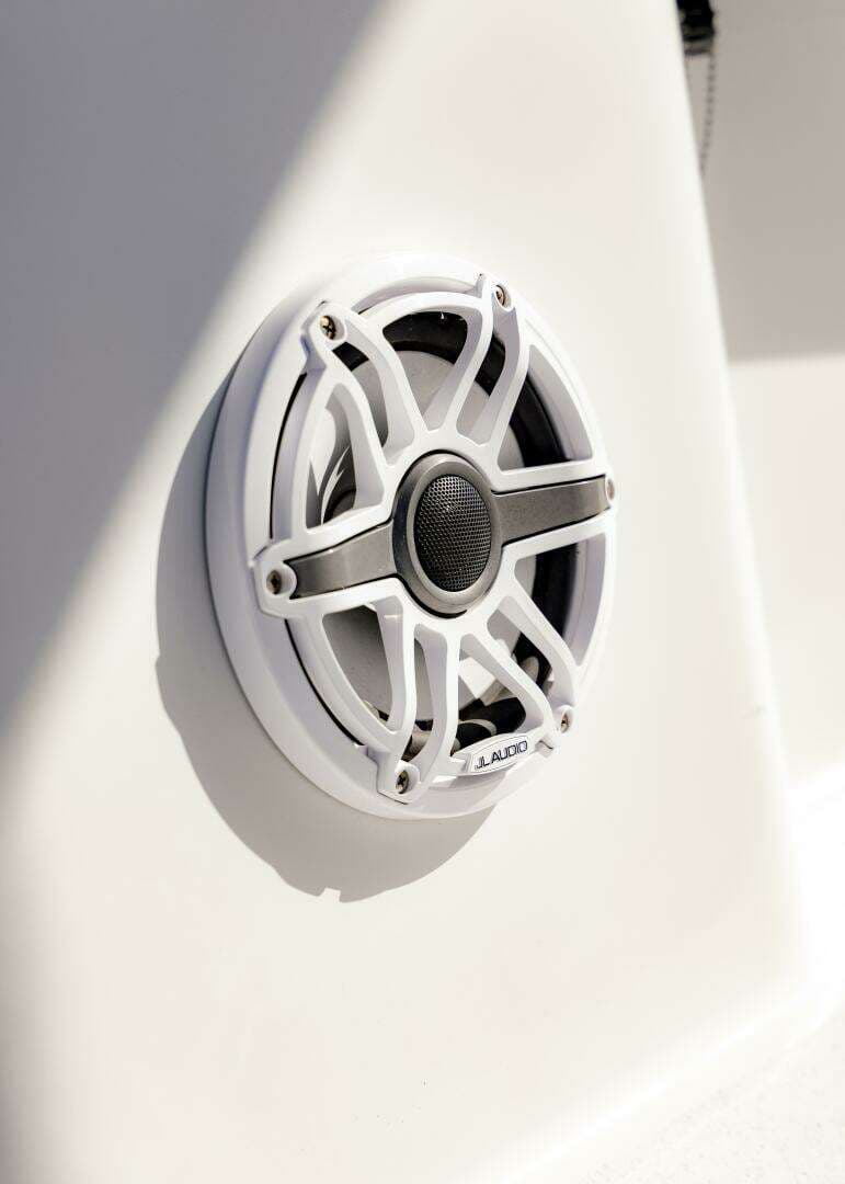 2022 Conch 27CC - Image 17