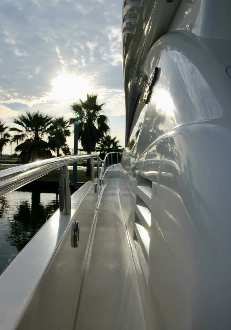 2007 Lazzara Yachts 74 Motor Yacht - Image 83