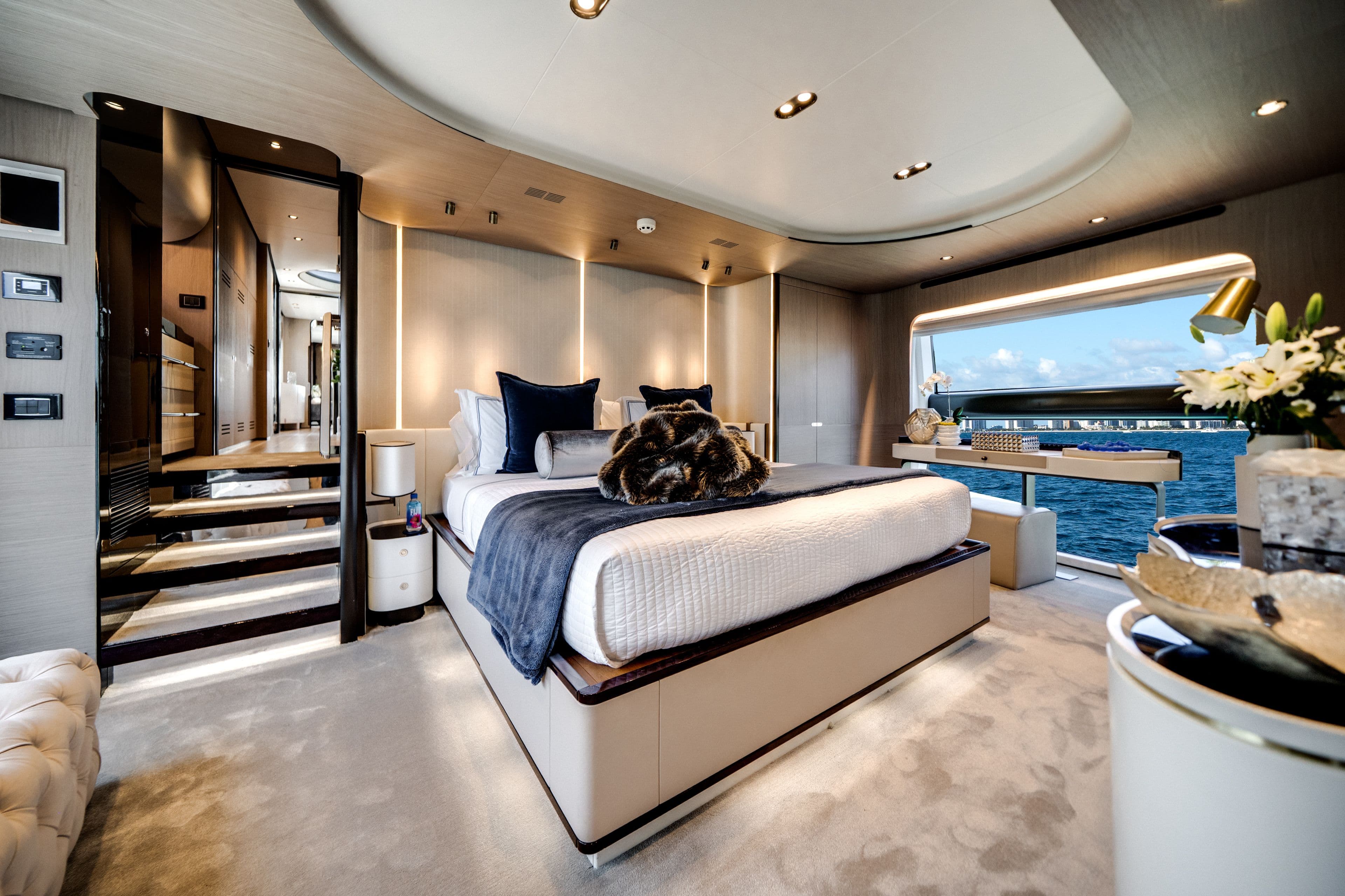 2020 Azimut Grande 27M - 24