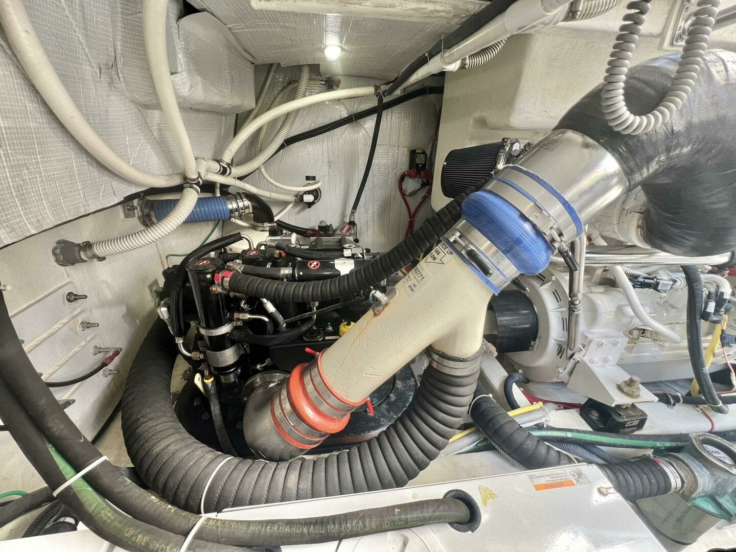 2017 Sabre 48 Salon Express - Image 49