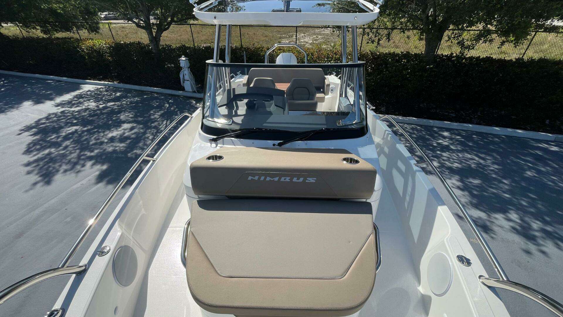 2024 Nimbus Tender 8 - Image 19
