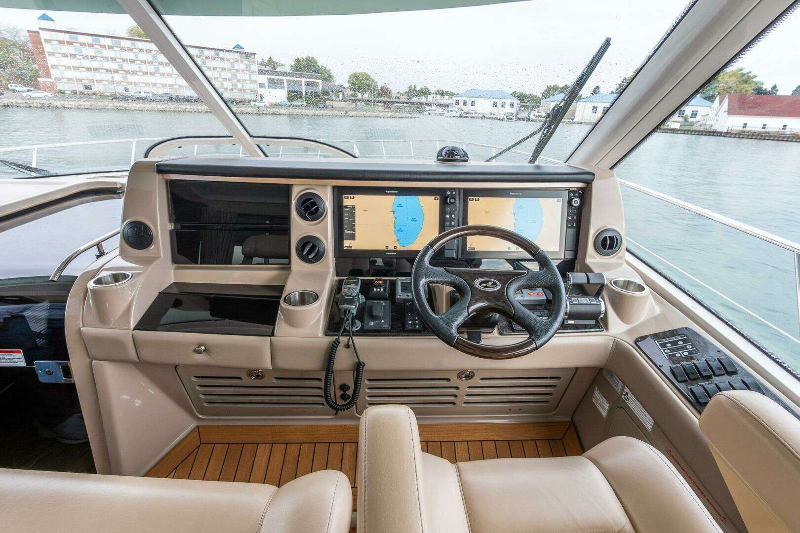 2008 Sea Ray 60 Sundancer - Image 35