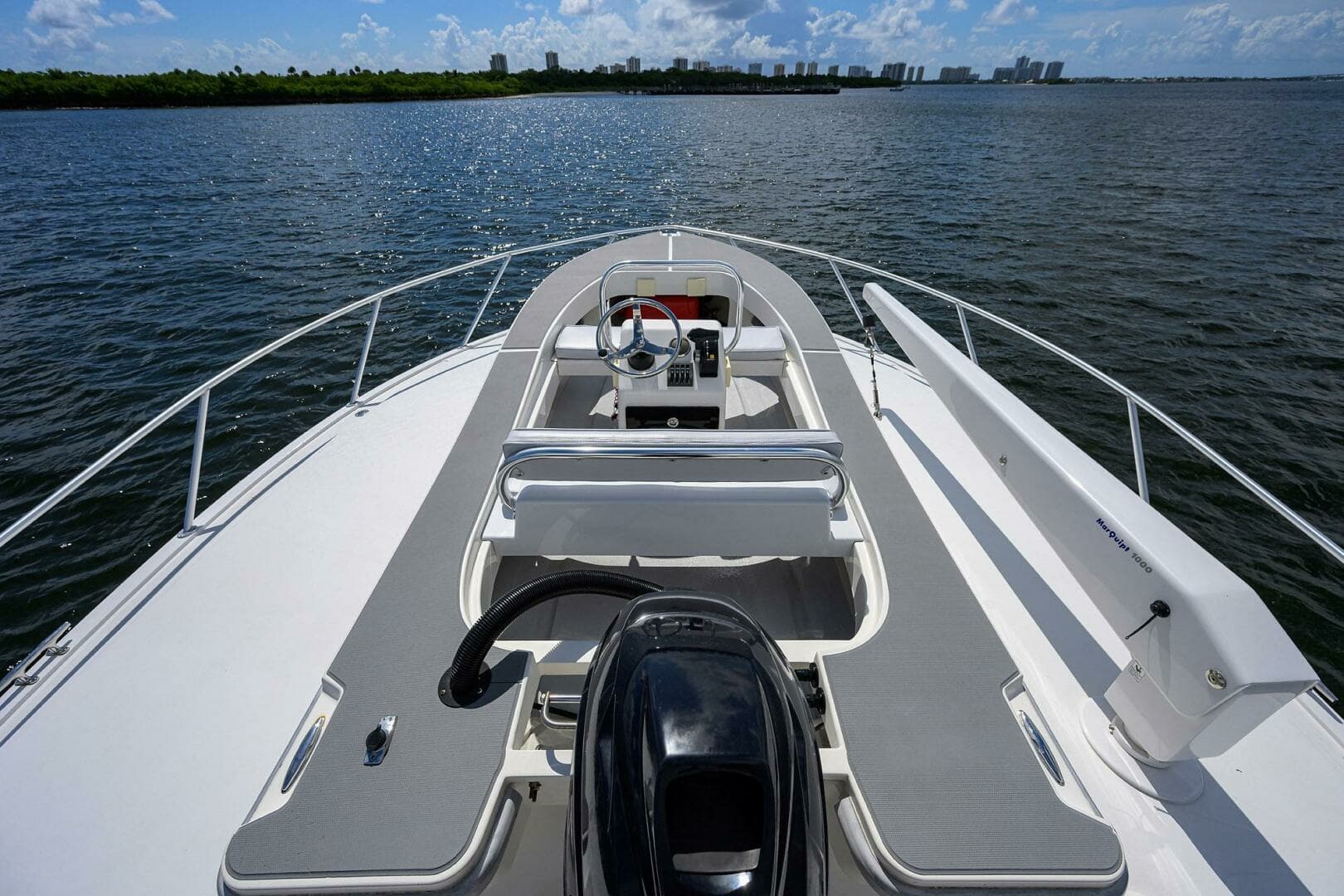 2000 Viking 50 Convertible - Image 30