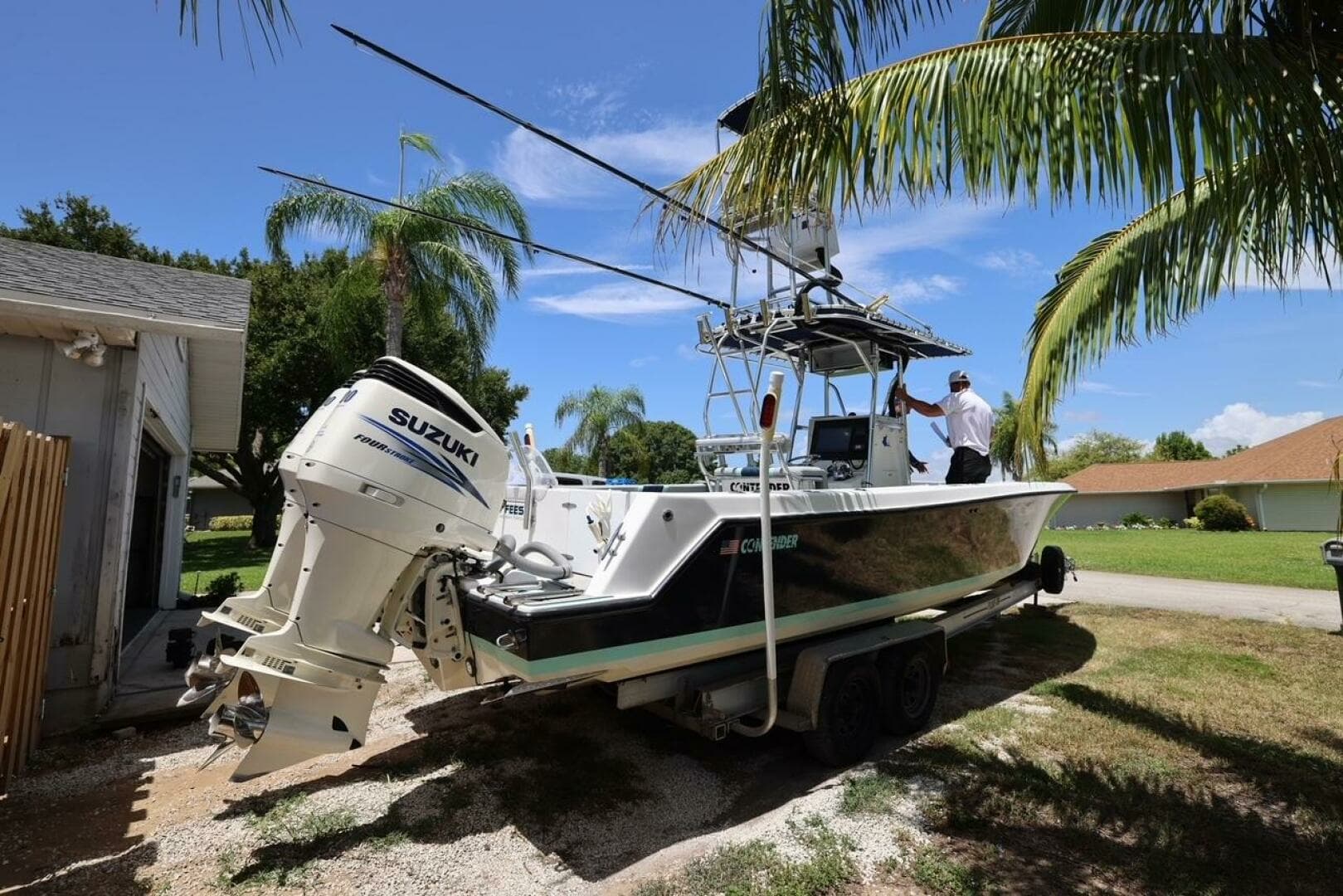 2001 Contender 27 Open - Image 13