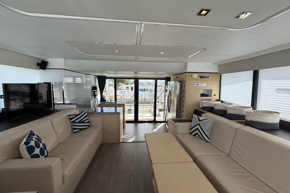 2020 Fountaine Pajot Motor Yacht 44 - 25