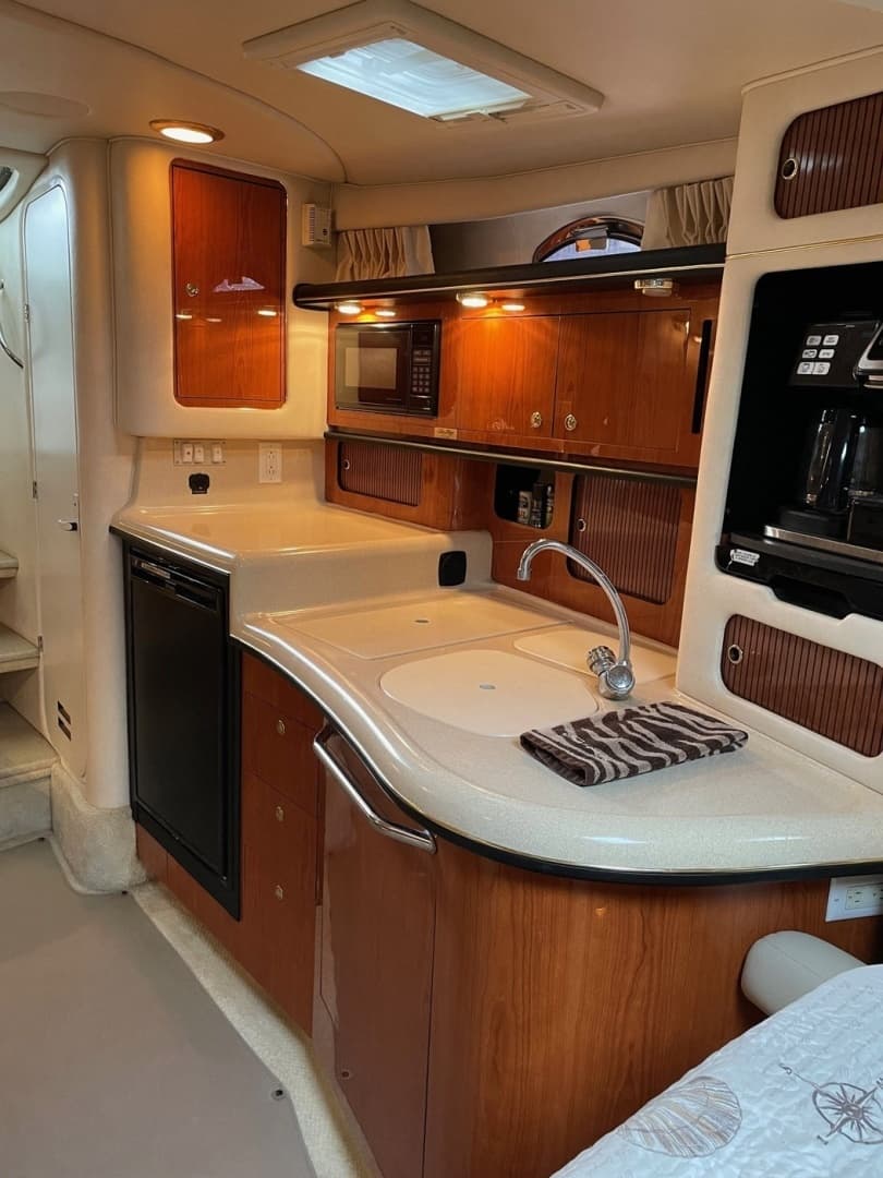 2001 Sea Ray 340 Sundancer - Image 9