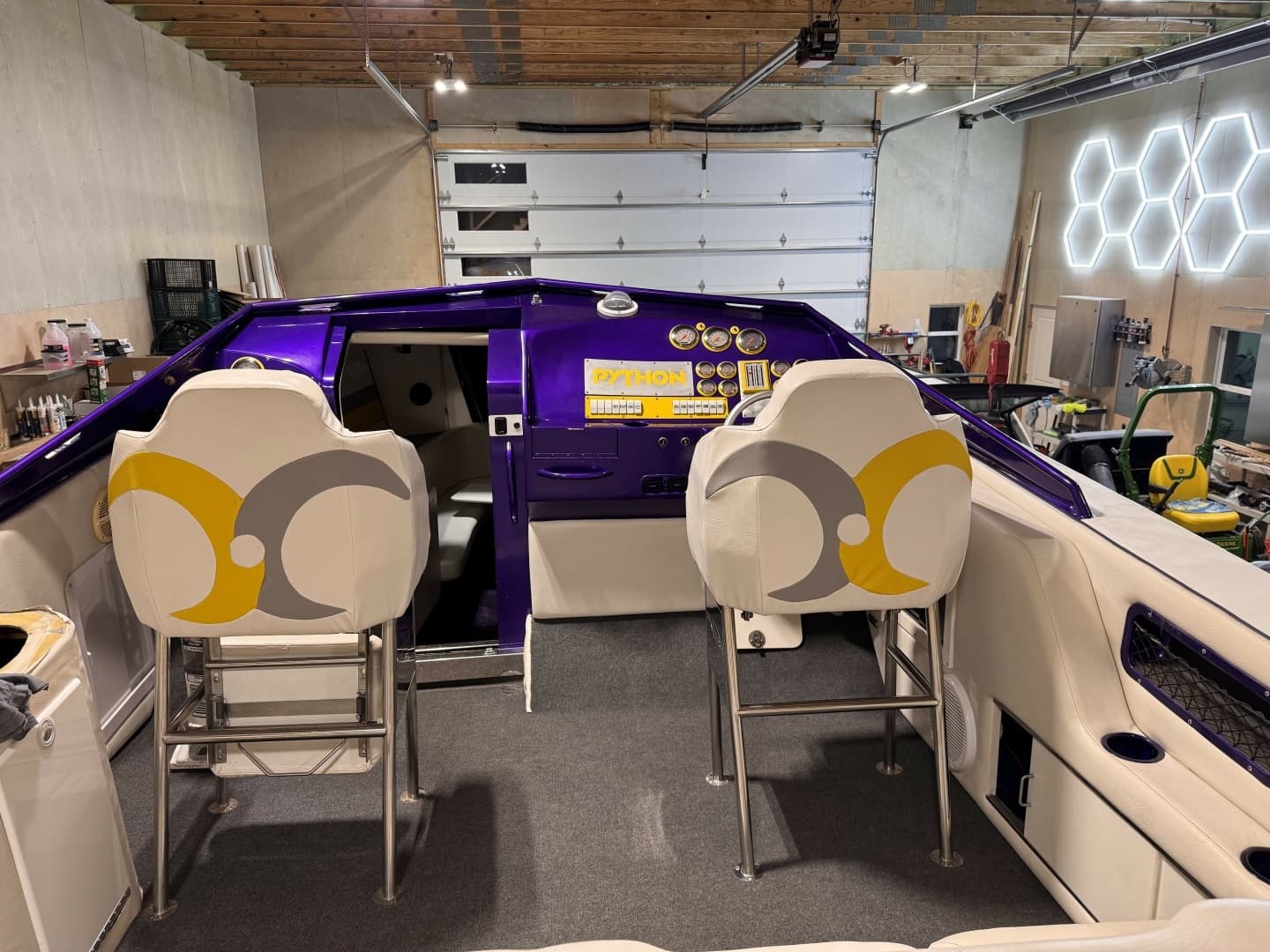 2000 Python — - Image 23