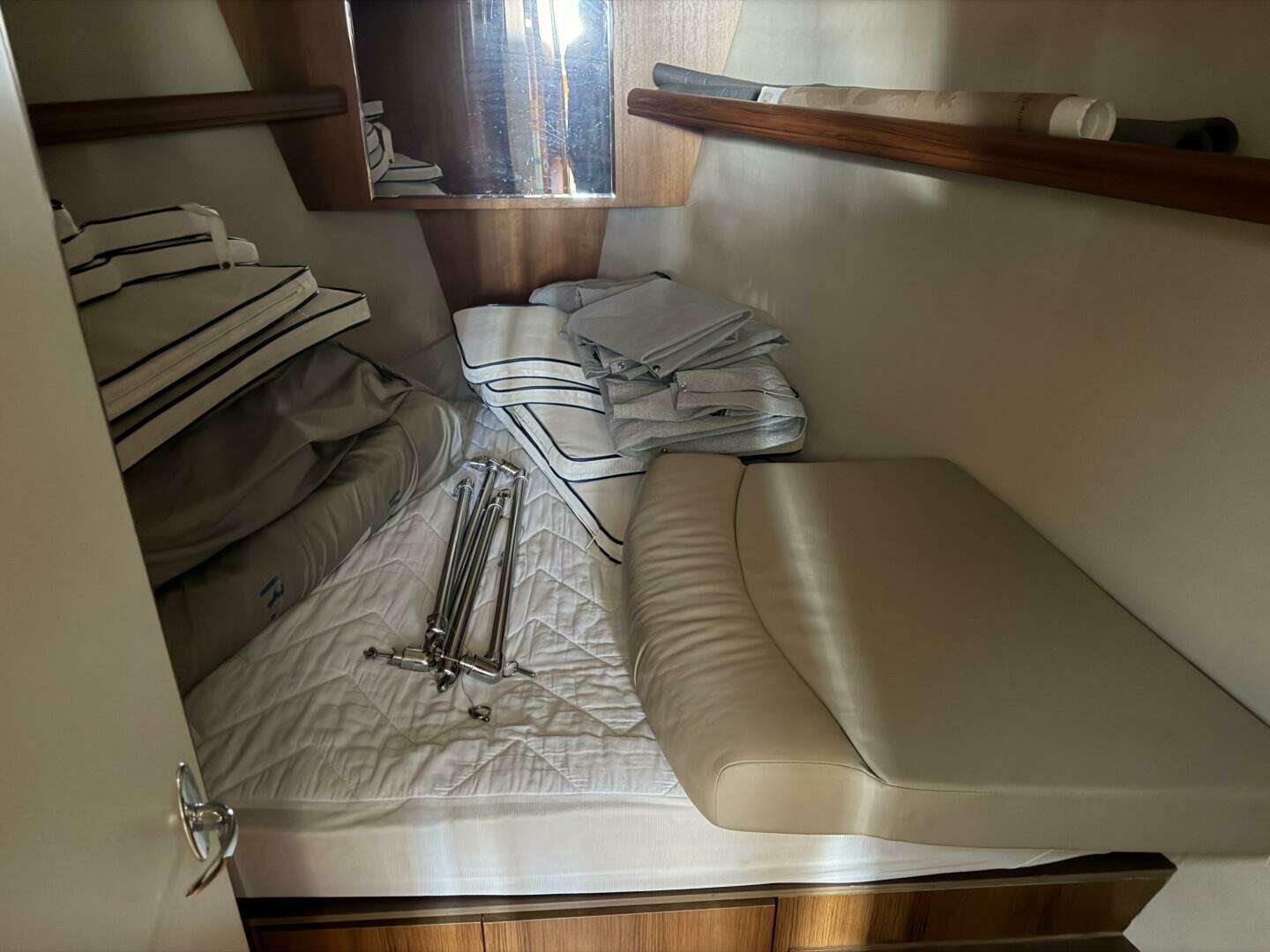2003 Hunter — - Image 44