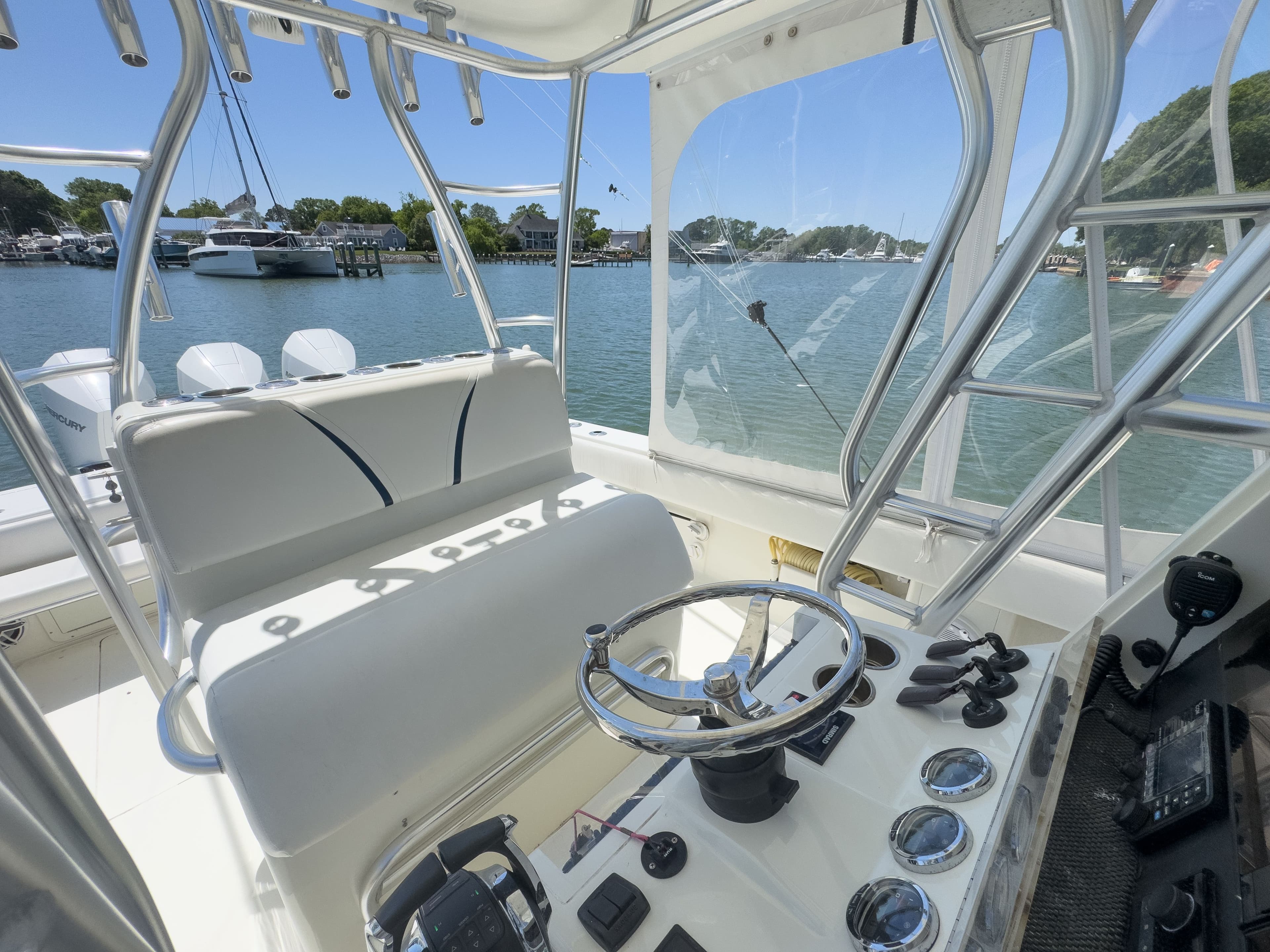 2014 SeaVee 340B - 11