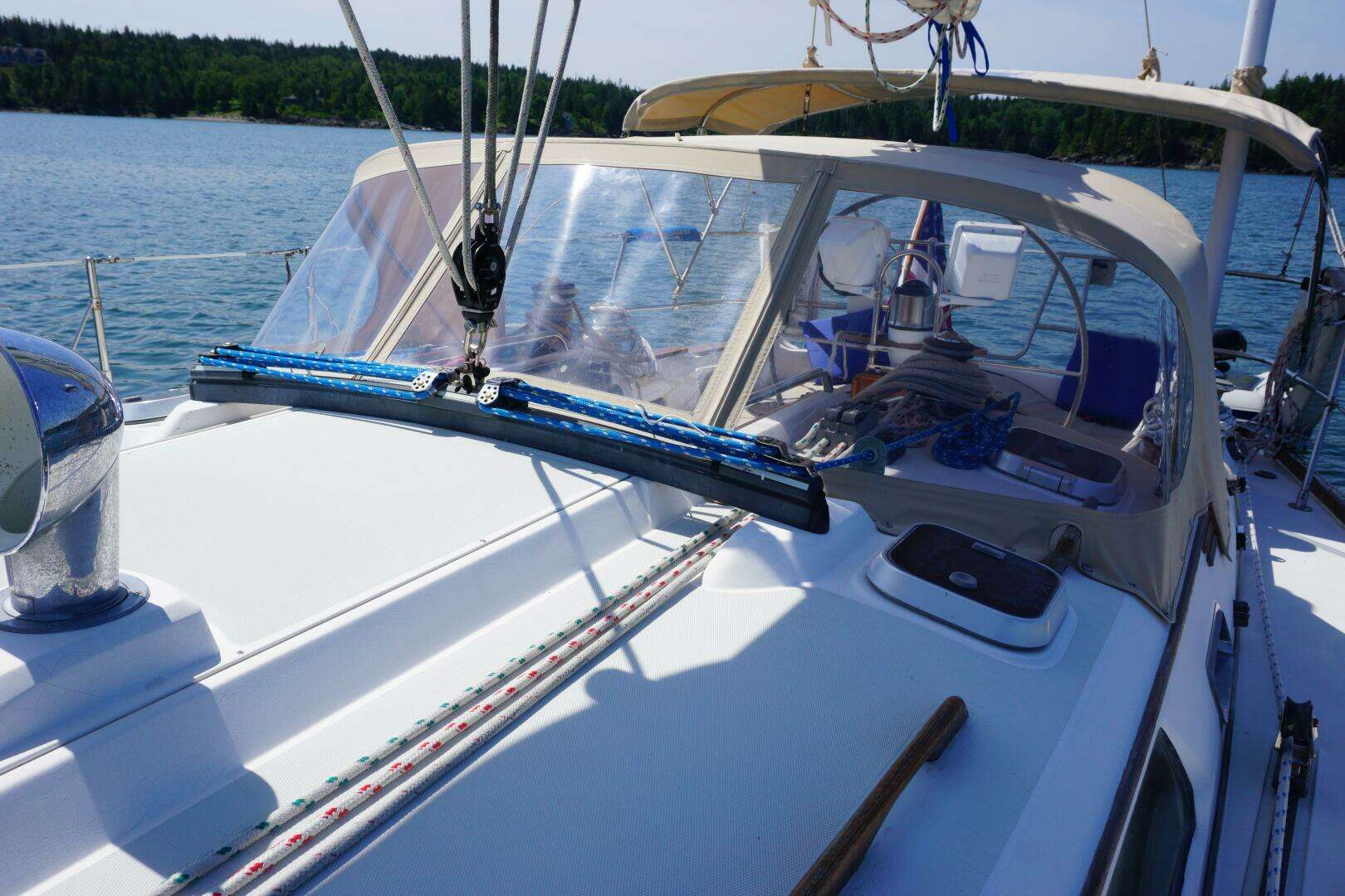 1998 Sabre 402 - Image 44