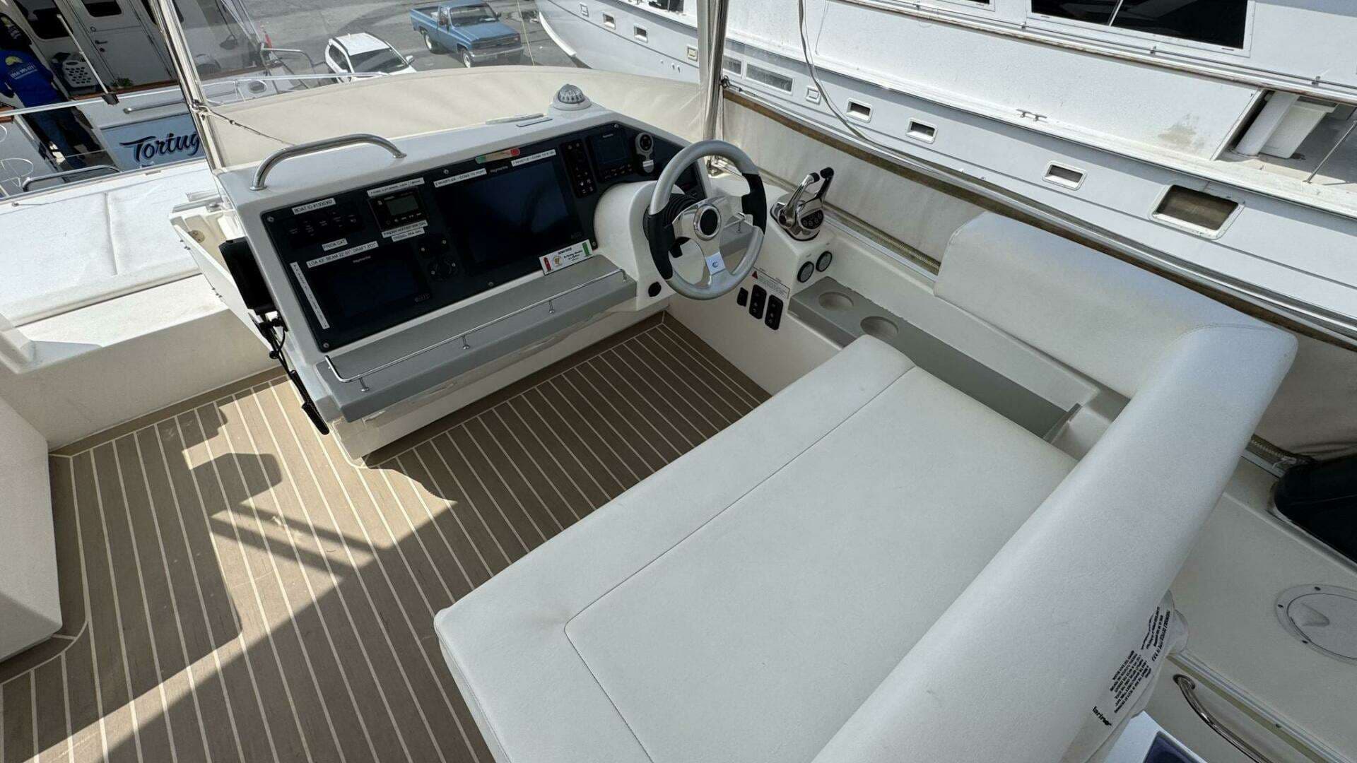 2018 Leopard 43 Powercat - Image 53