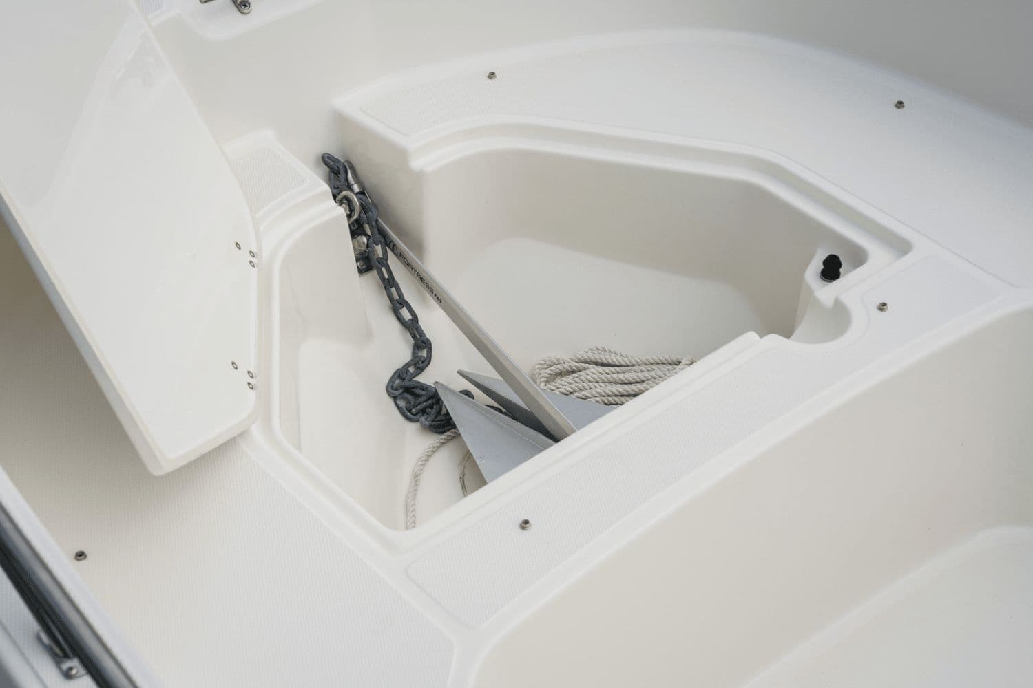 Anchor compartment of Boston Whaler 160 Super Sport 2026.