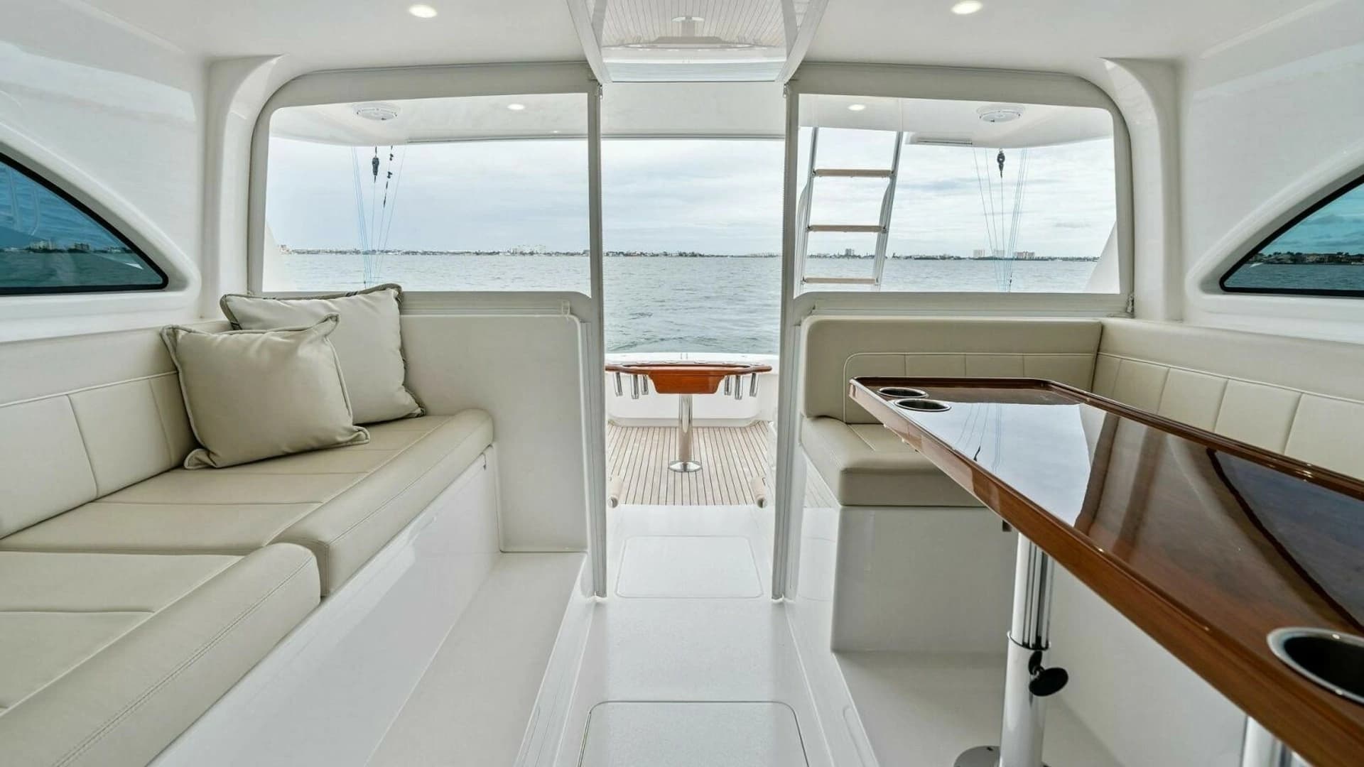 2021 Viking 46 Billfish - Image 4