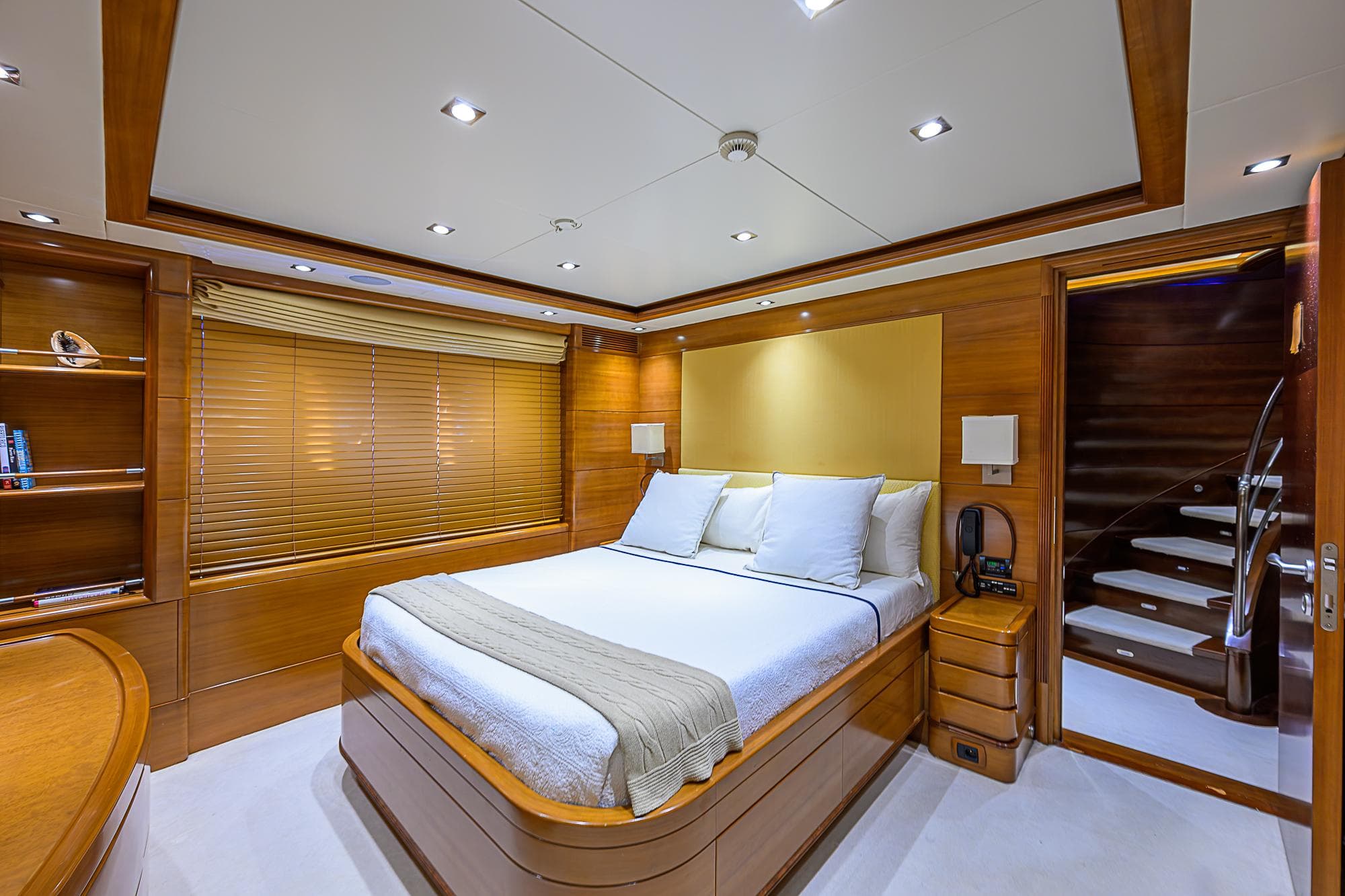 2005 Benetti Vision 145 - 55