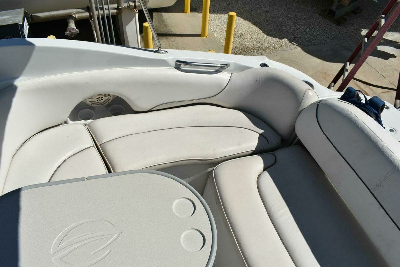 2005 Crownline 275 CCR - Image 14
