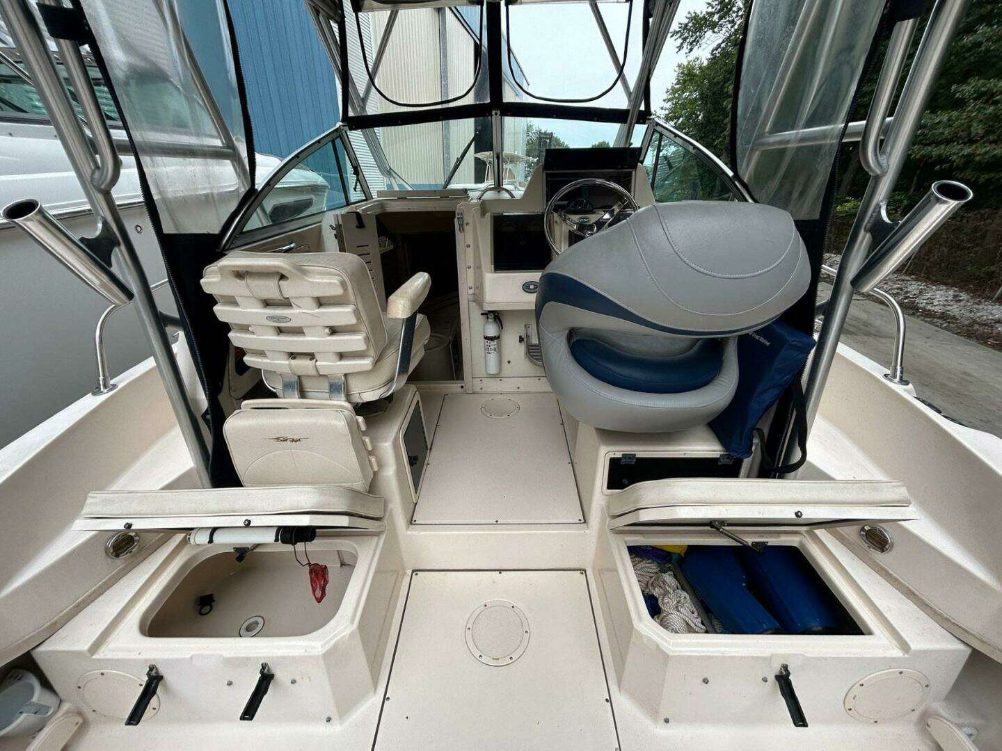 2004 Grady-White Gulfstream 232 - Image 14