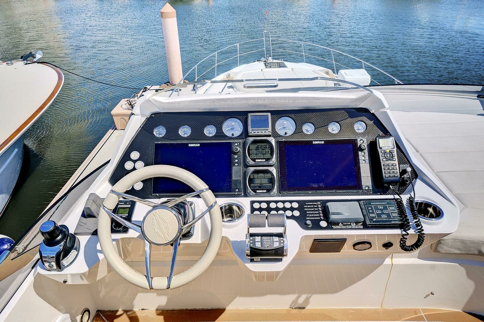 2017 Sunseeker 68 Sport Yacht - Image 26