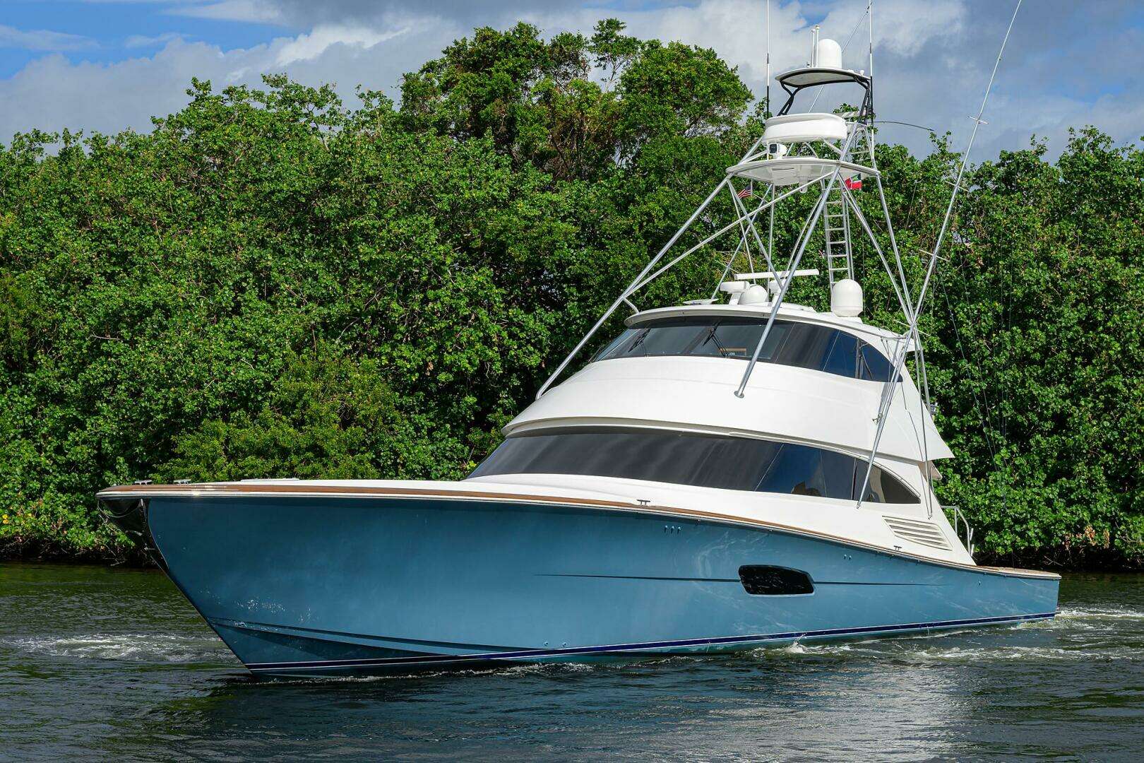 2020 Viking 92 Enclosed Bridge - Image 47