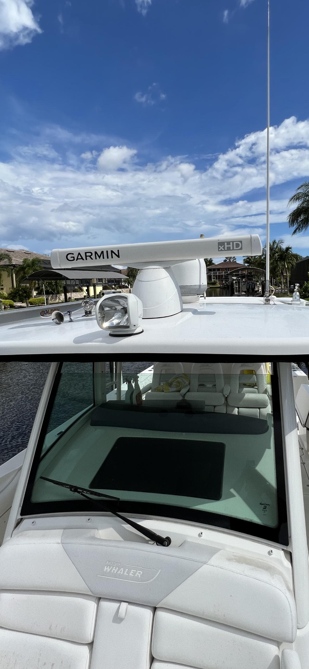 2013 Boston Whaler 370 Outrage with Garmin radar system.