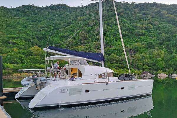 2016 Lagoon 380